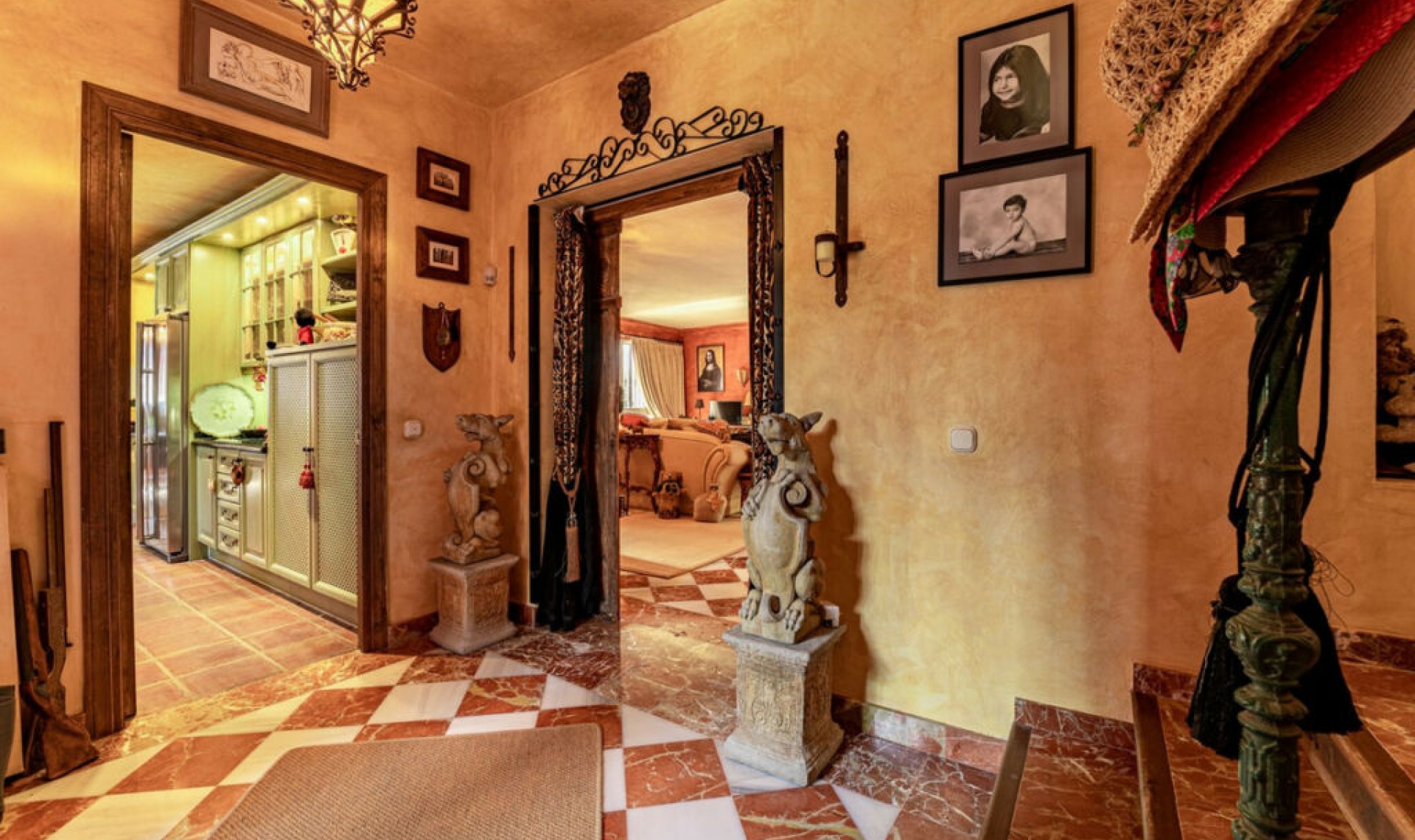 Resale - House -
Benahavís