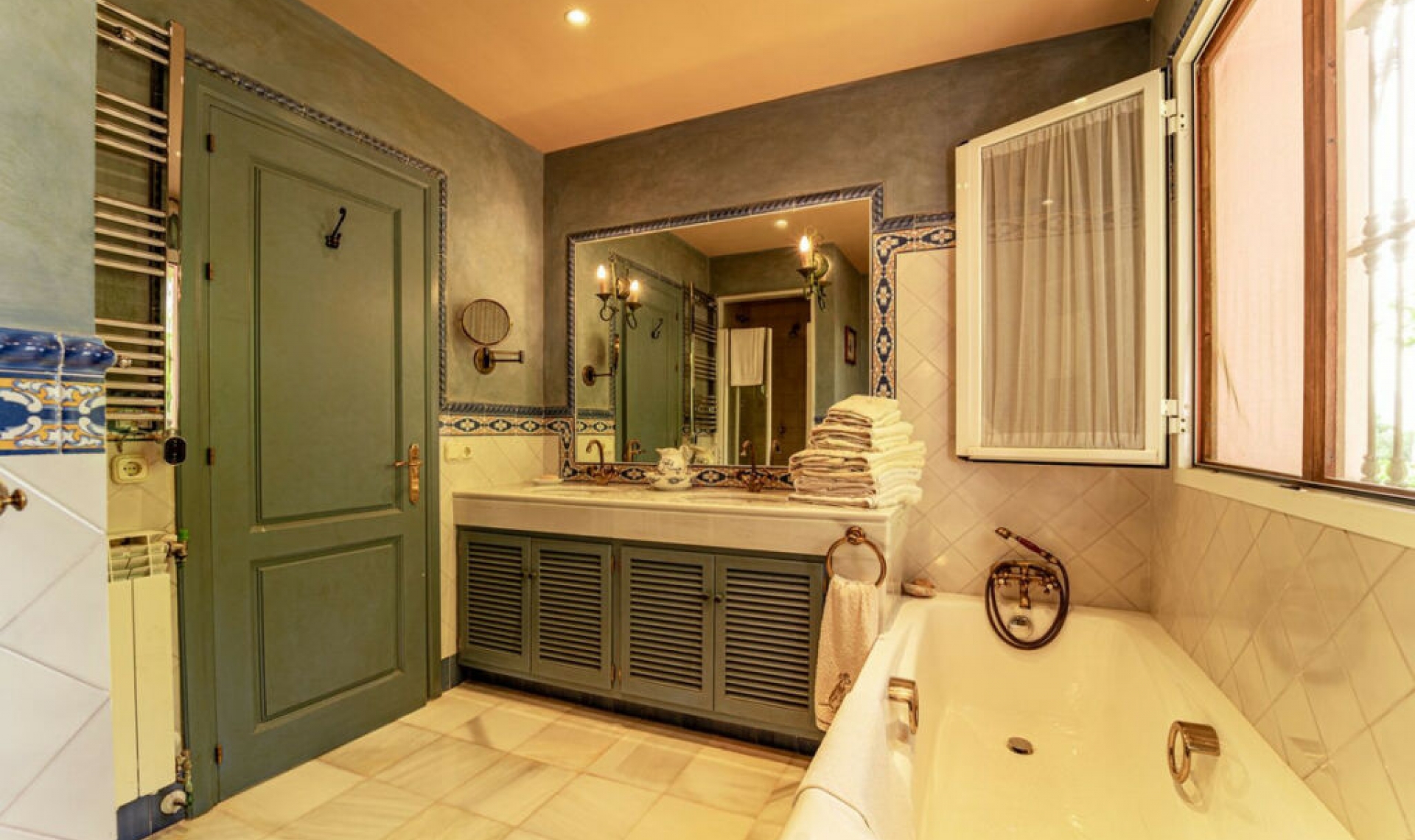 Resale - House -
Benahavís