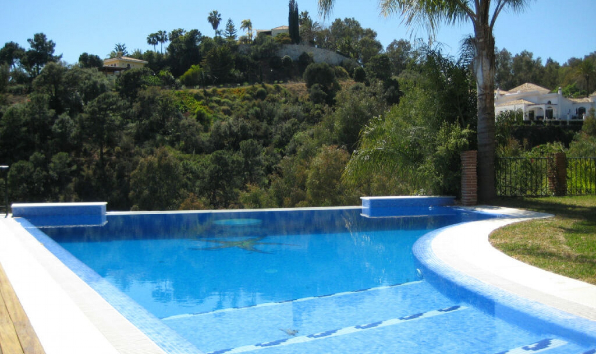 Resale - House -
Benahavís