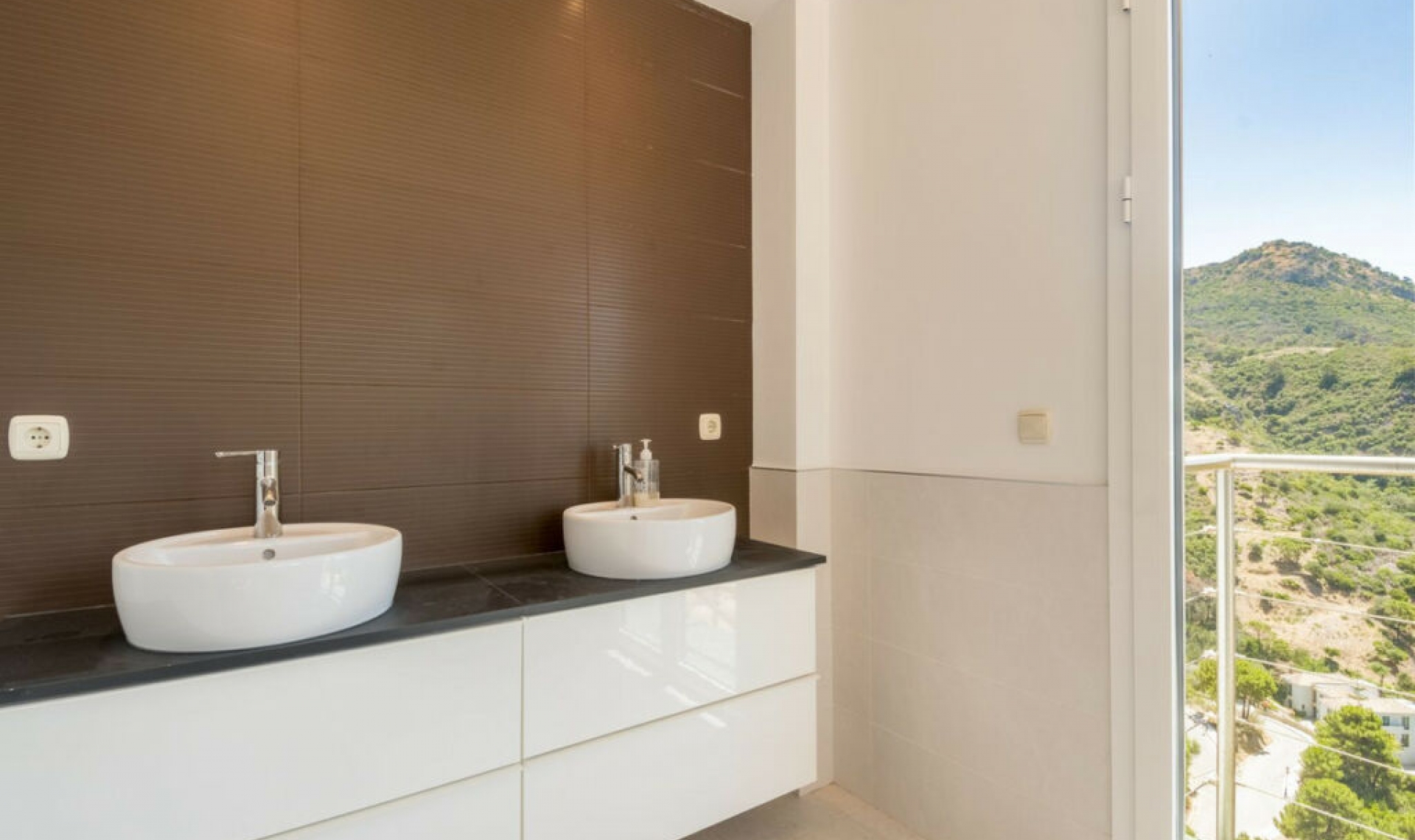 Resale - House -
Benahavís