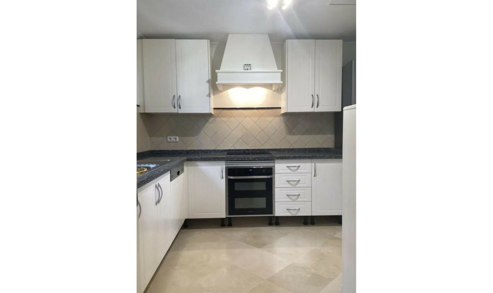 Resale - House -
Benahavís