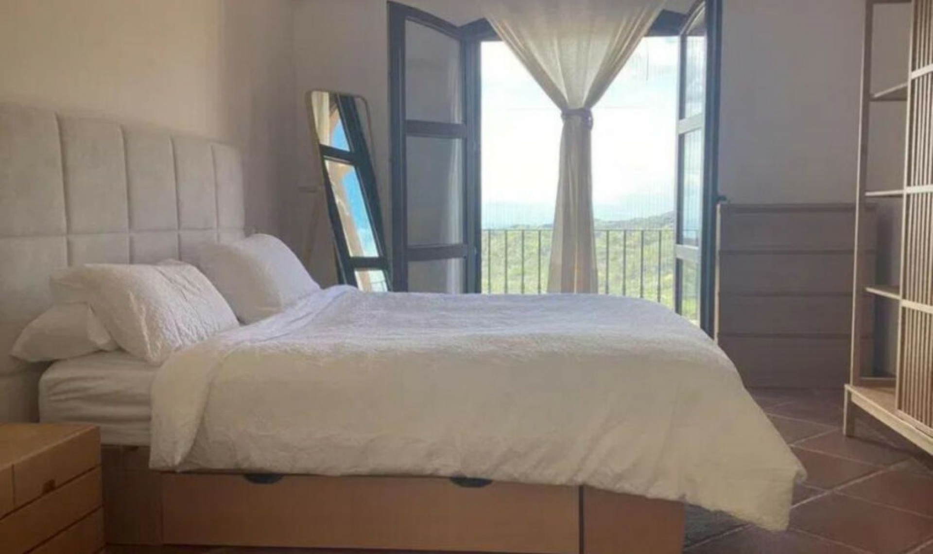 Resale - House -
Benahavís