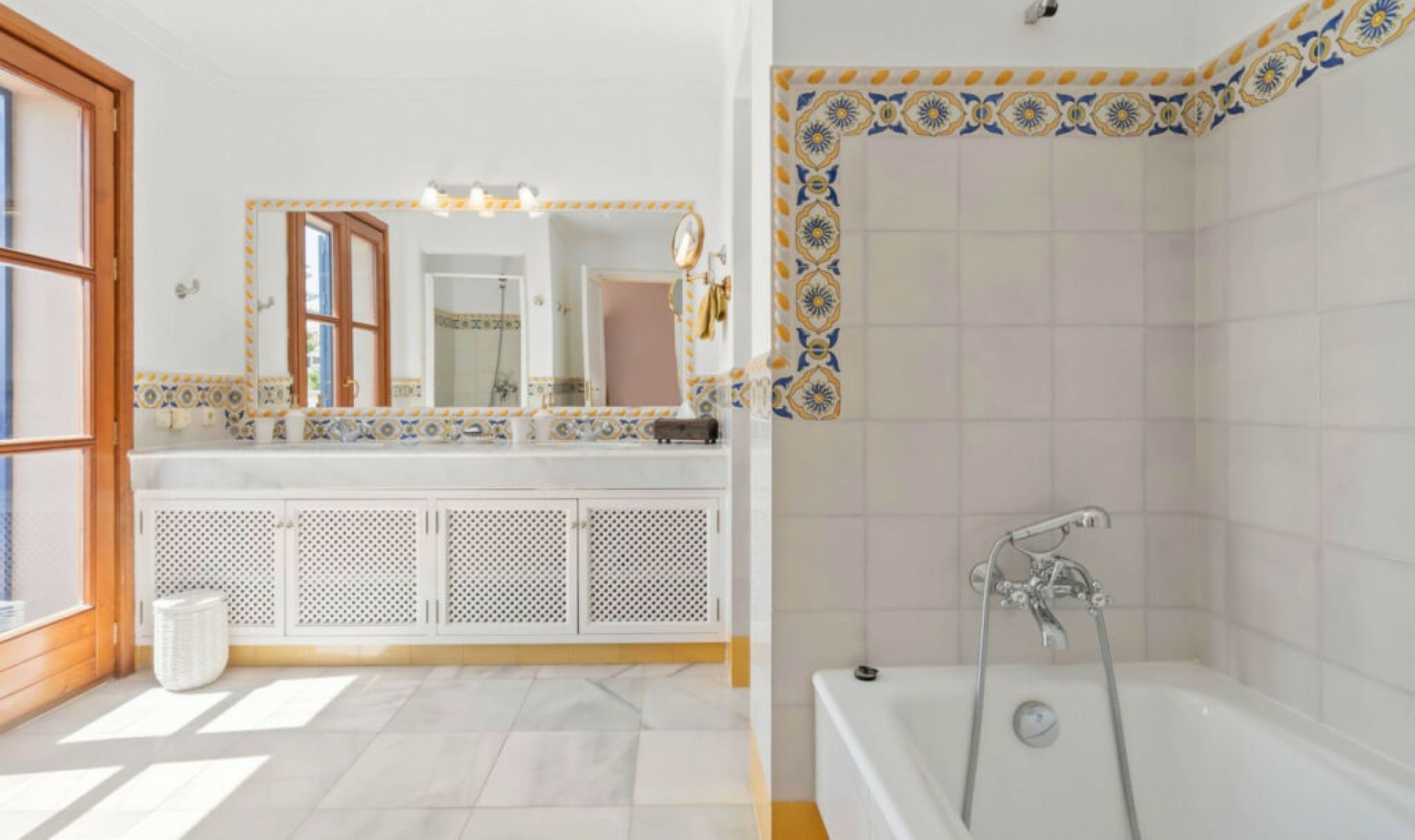 Resale - House -
Benahavís