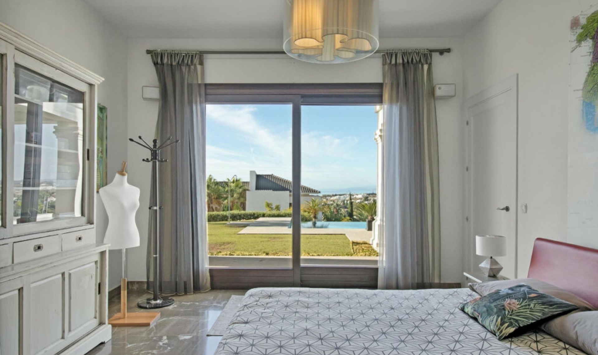 Resale - House -
Benahavís
