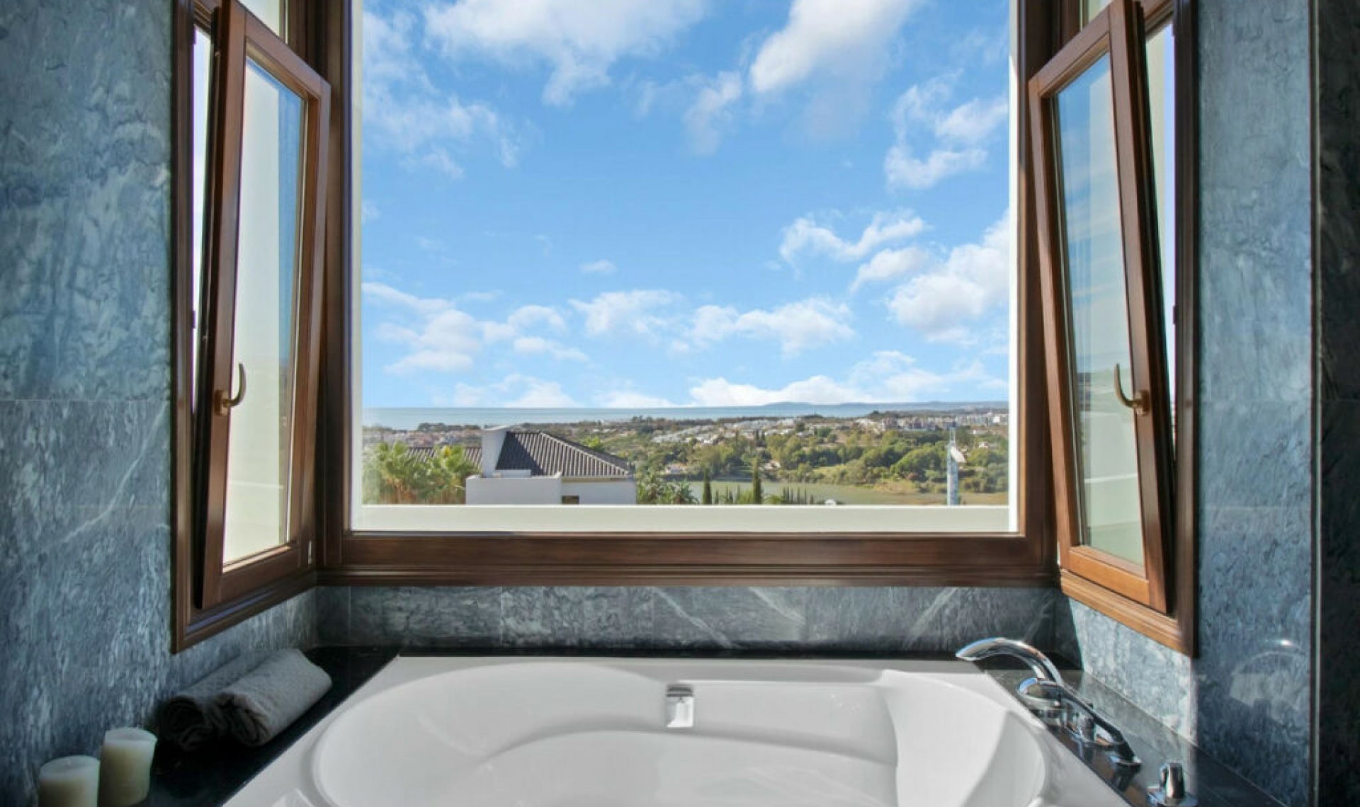 Resale - House -
Benahavís