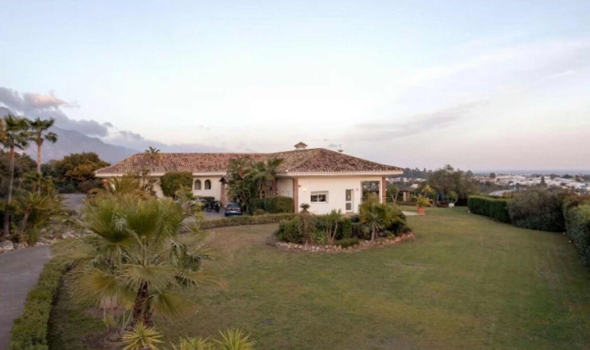 Resale - House -
Benahavís