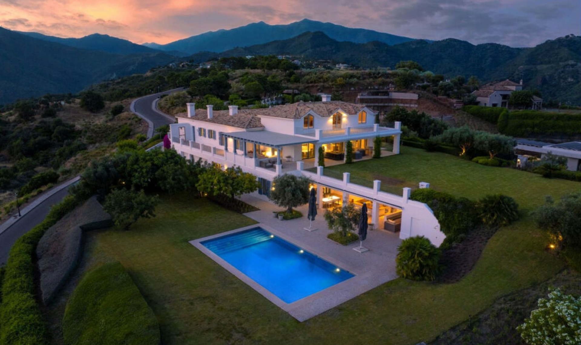 Resale - House -
Benahavís