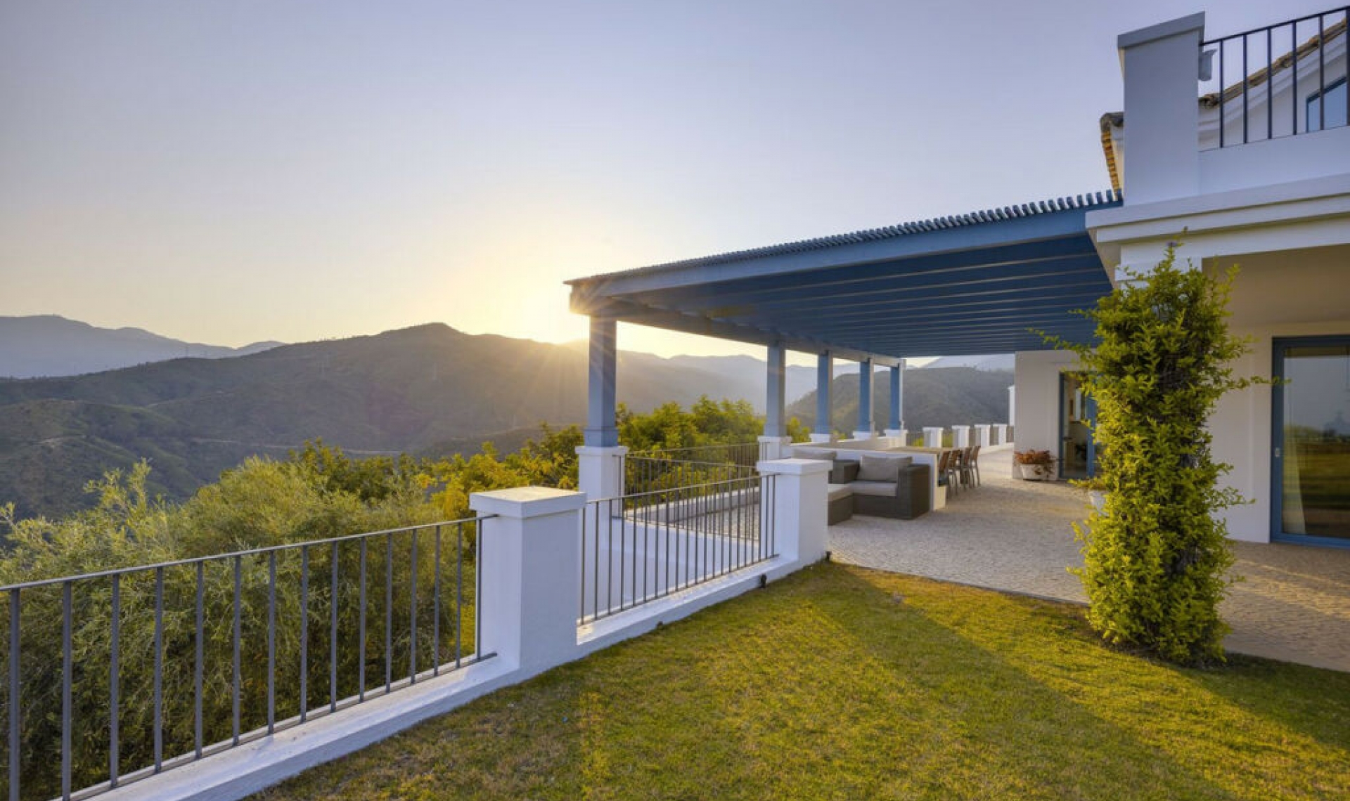 Resale - House -
Benahavís