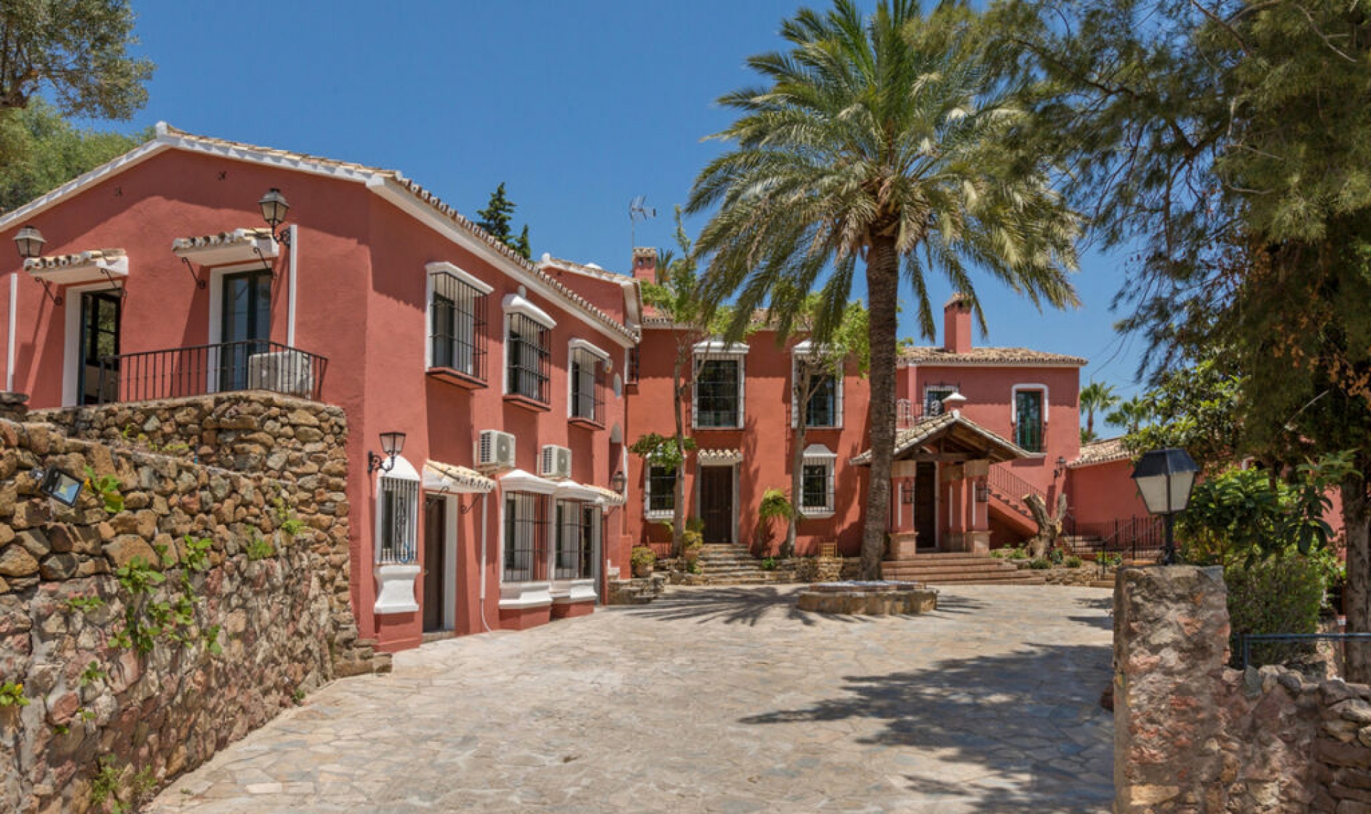 Resale - House -
Benahavís