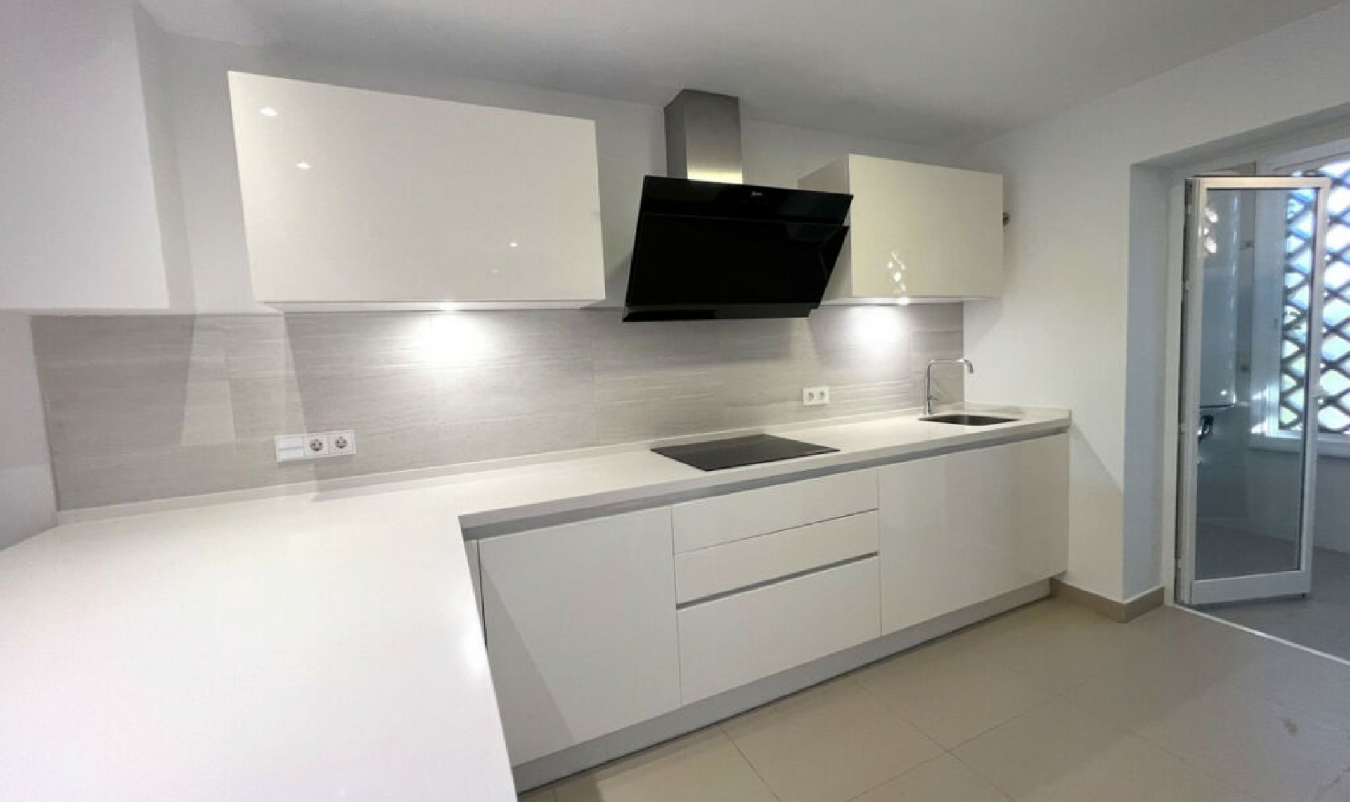 Resale - House -
Benahavís