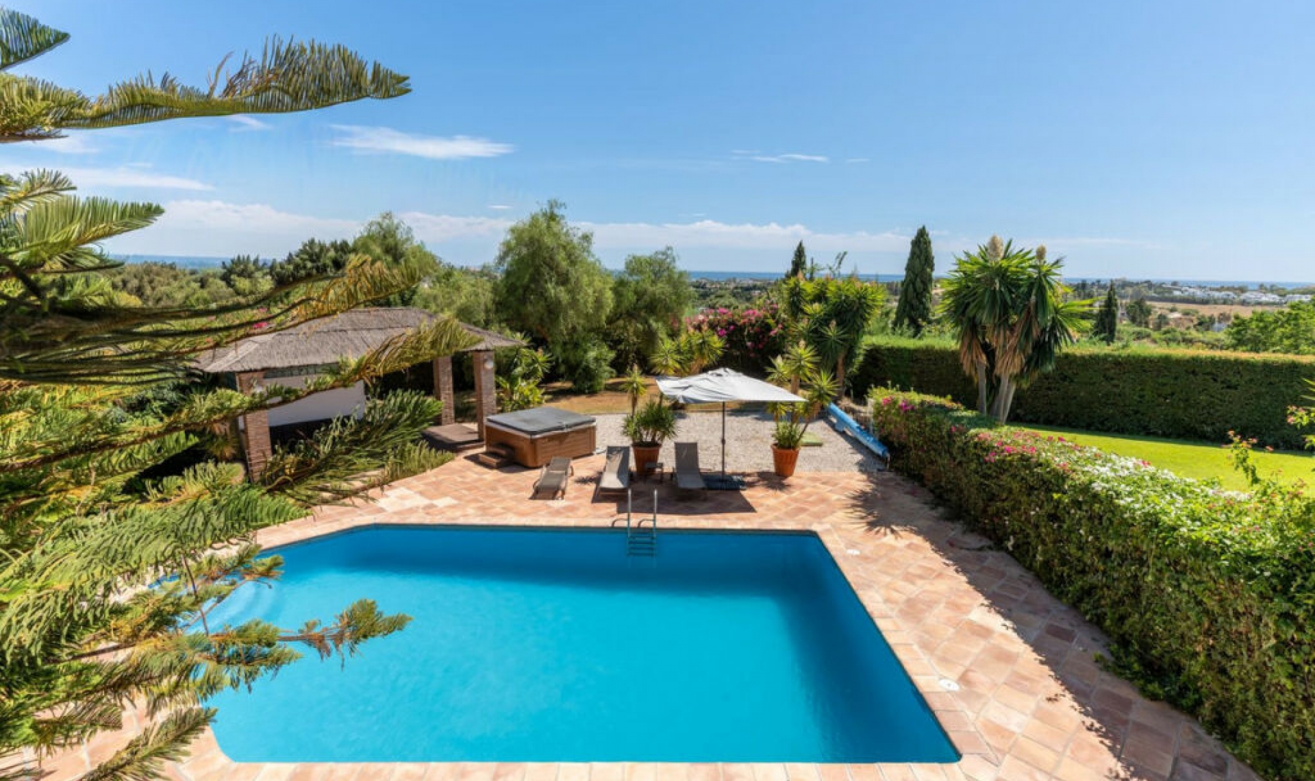 Resale - House -
Benahavís