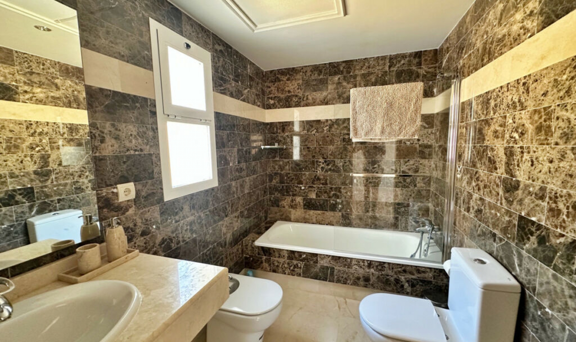 Resale - House -
Benahavís