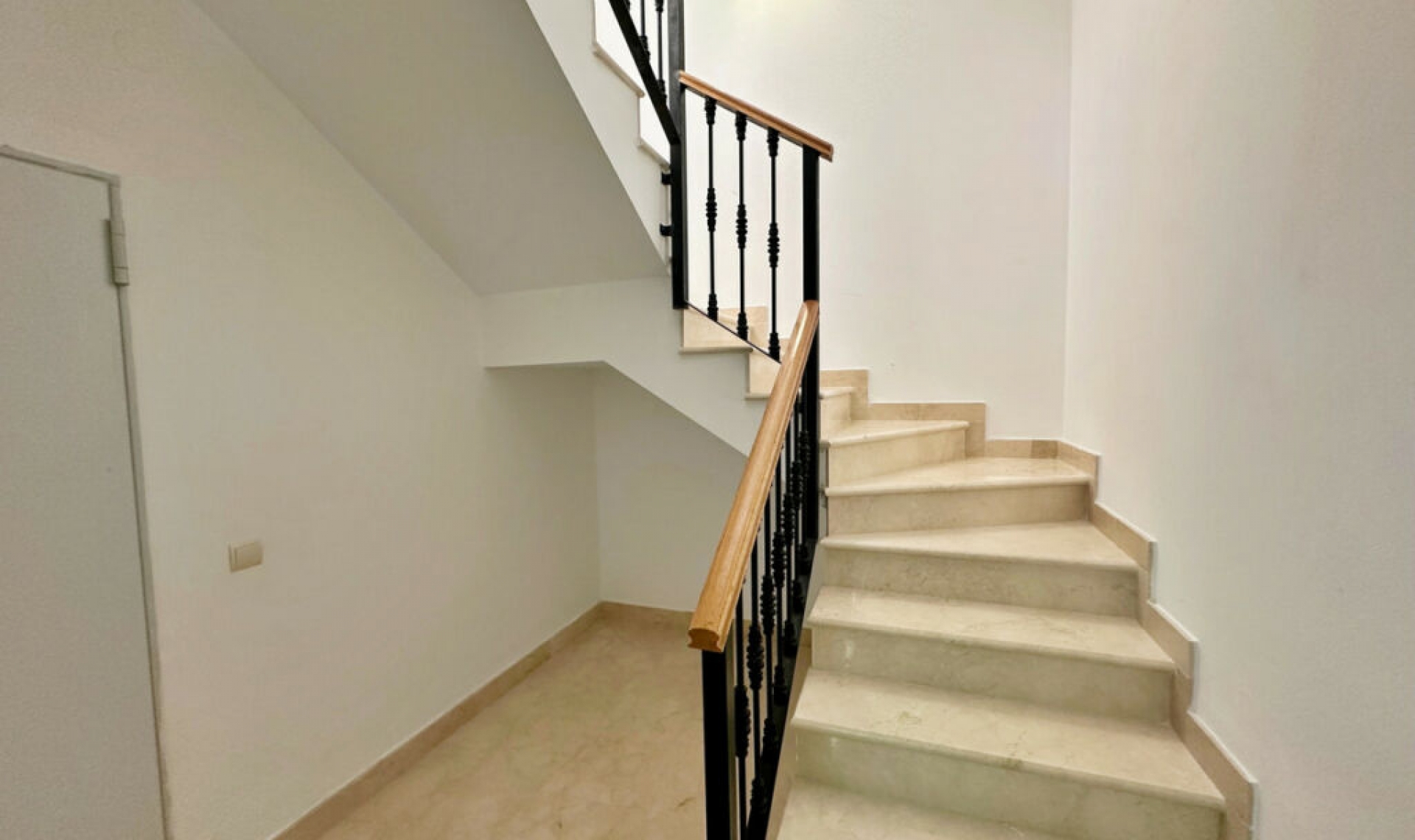 Resale - House -
Benahavís