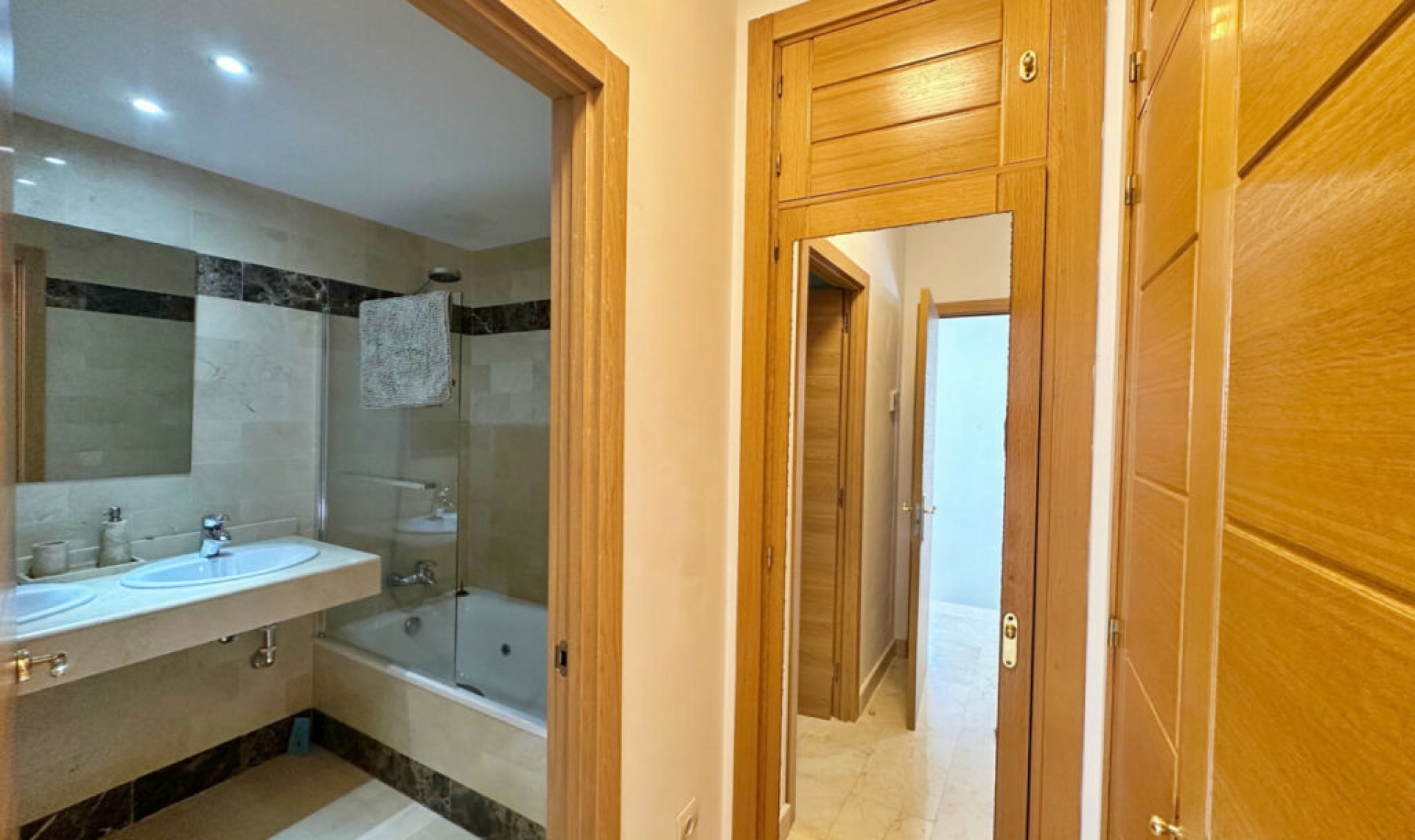 Resale - House -
Benahavís