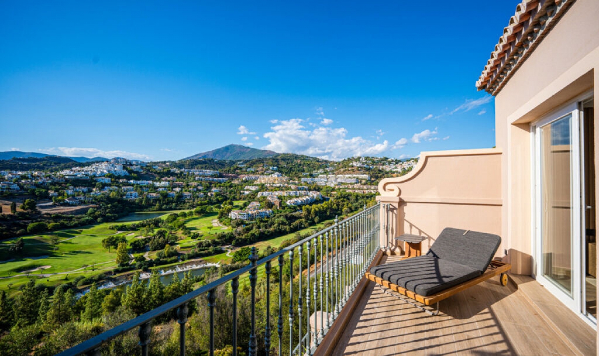 Resale - House -
Benahavís