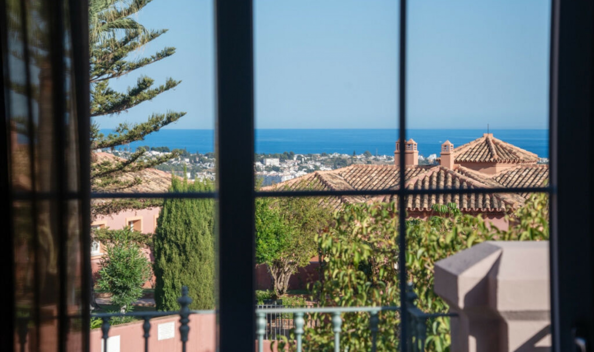 Resale - House -
Benahavís