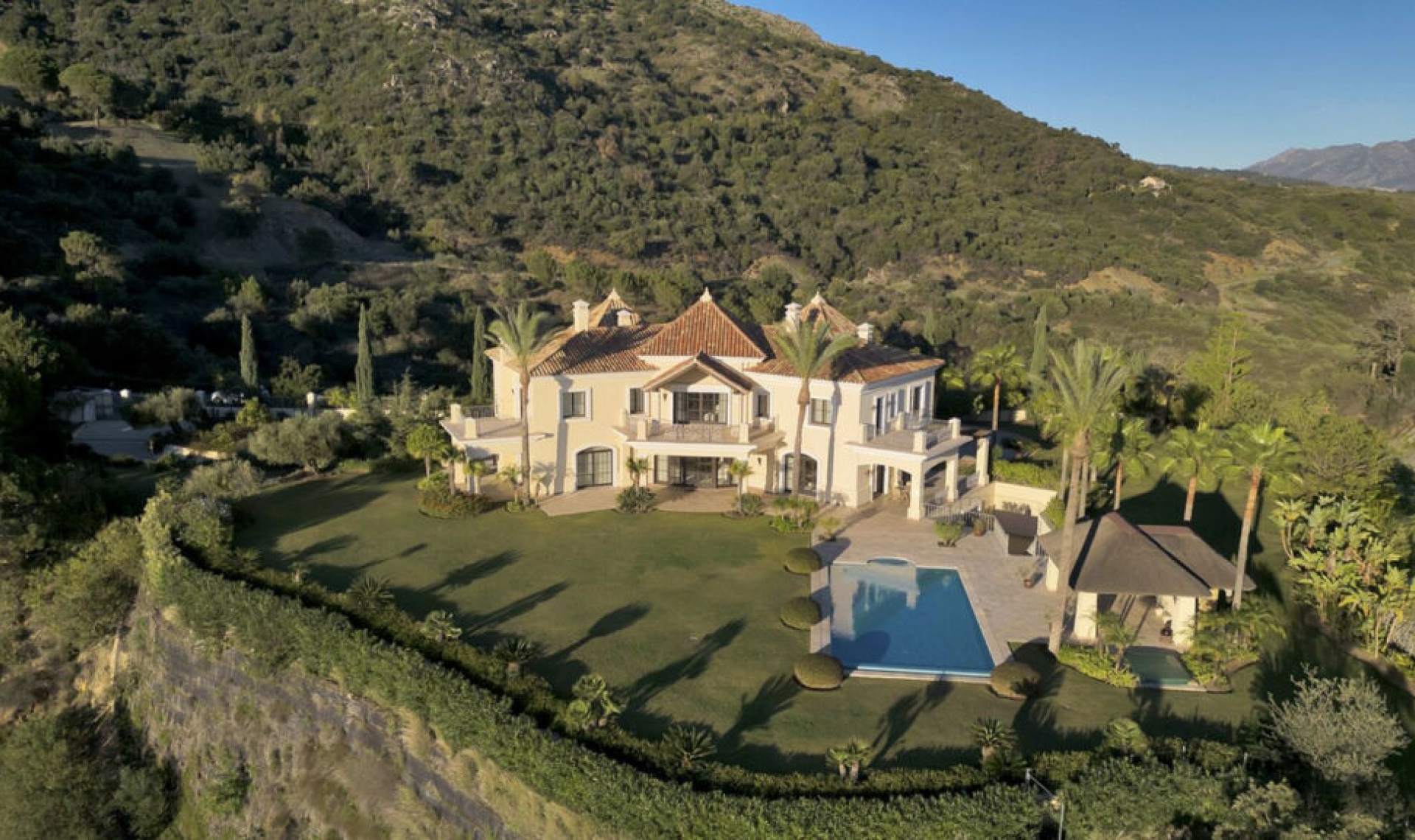 Resale - House -
Benahavís