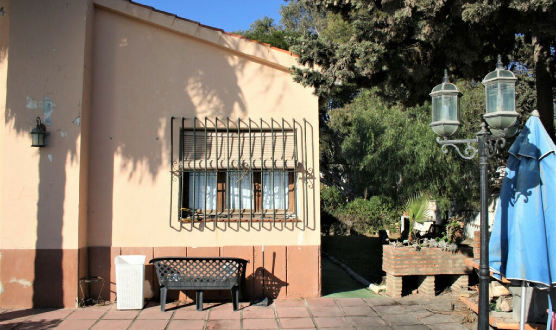 Resale - House -
Benajarafe
