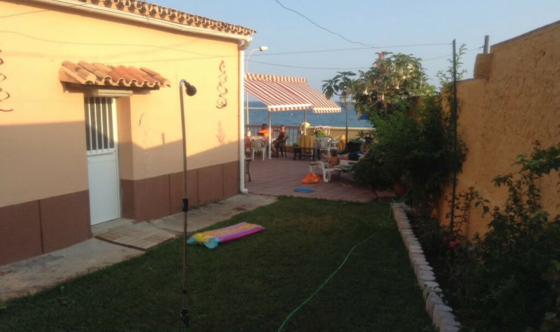 Resale - House -
Benajarafe