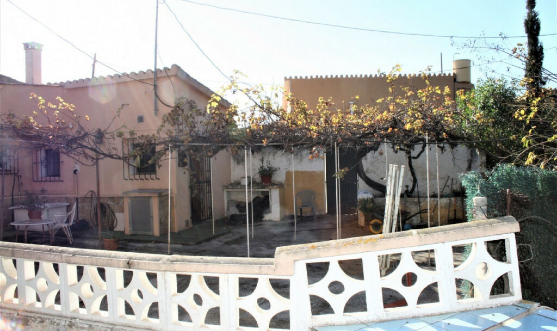 Resale - House -
Benajarafe