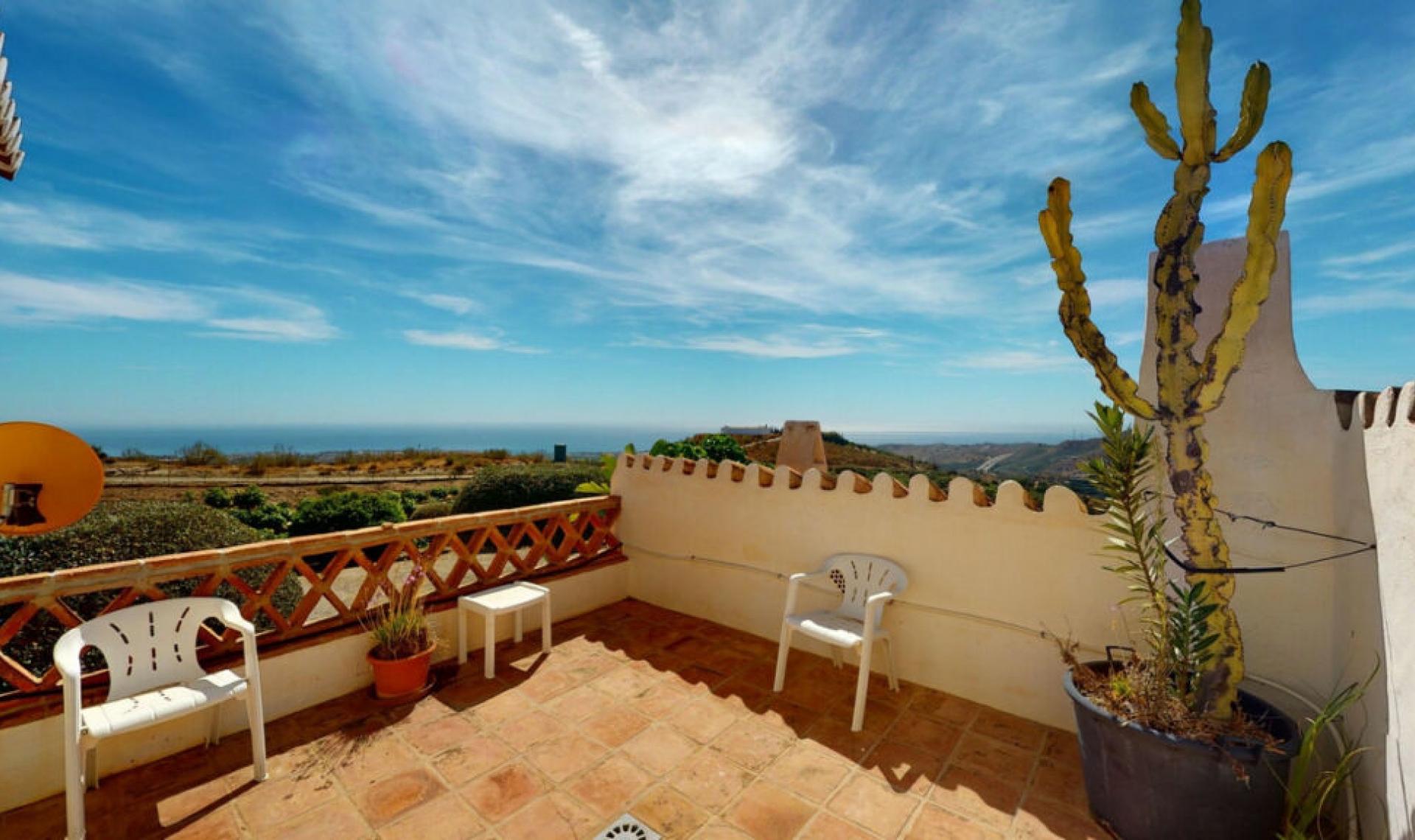 Resale - House -
Benajarafe