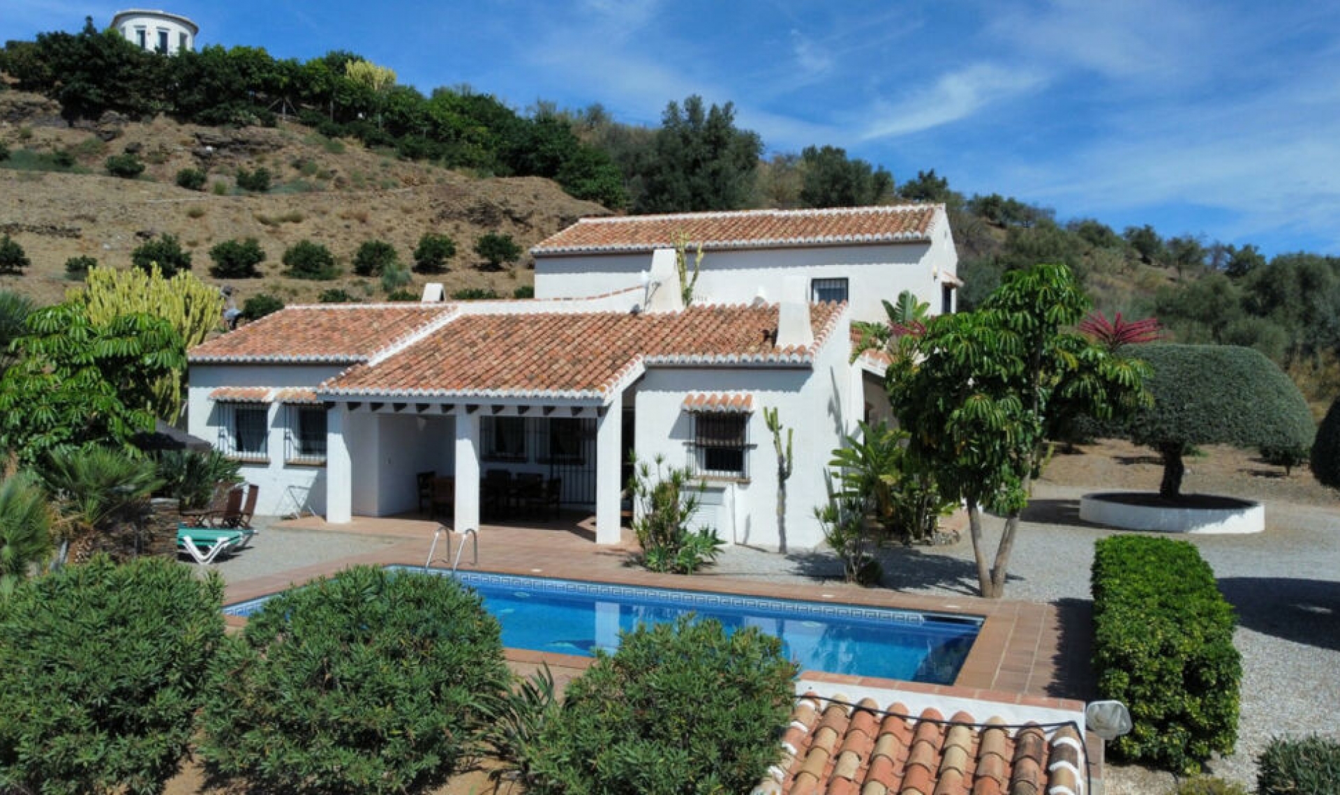 Resale - House -
Benajarafe