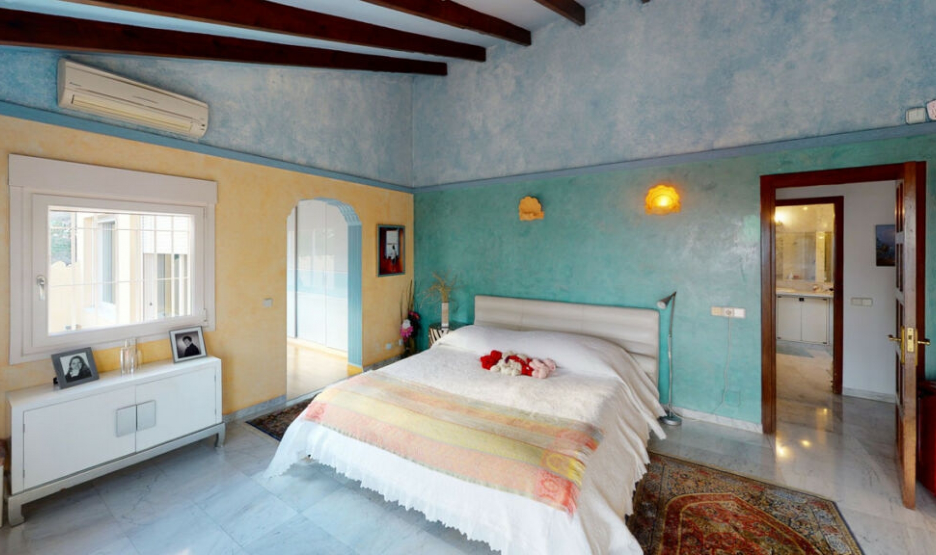 Resale - House -
Benajarafe