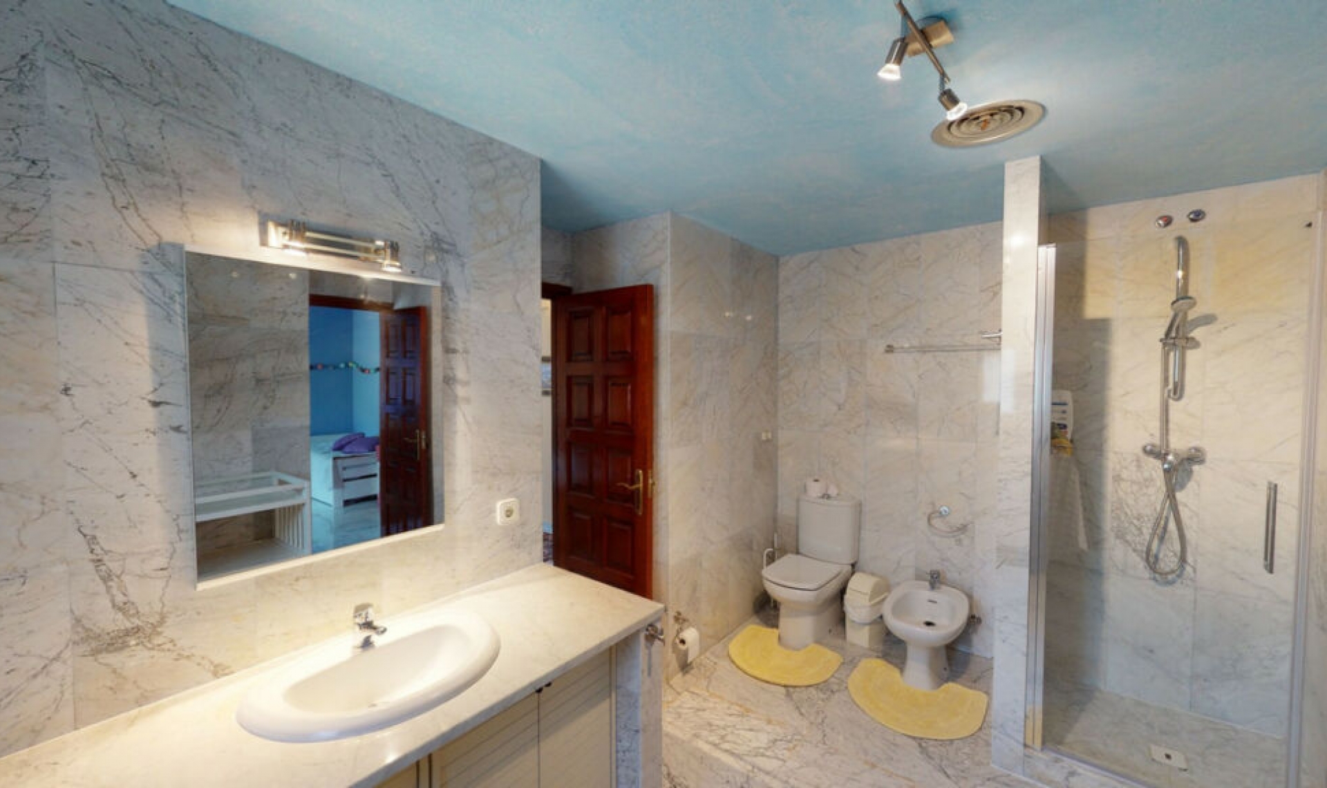 Resale - House -
Benajarafe