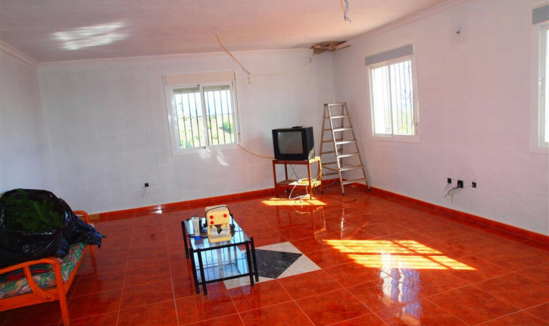 Resale - House -
Benajarafe