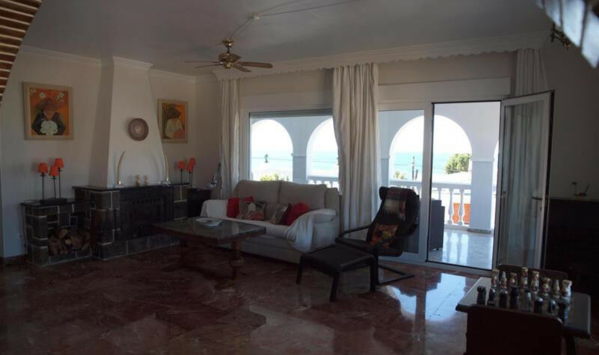 Resale - House -
Benajarafe