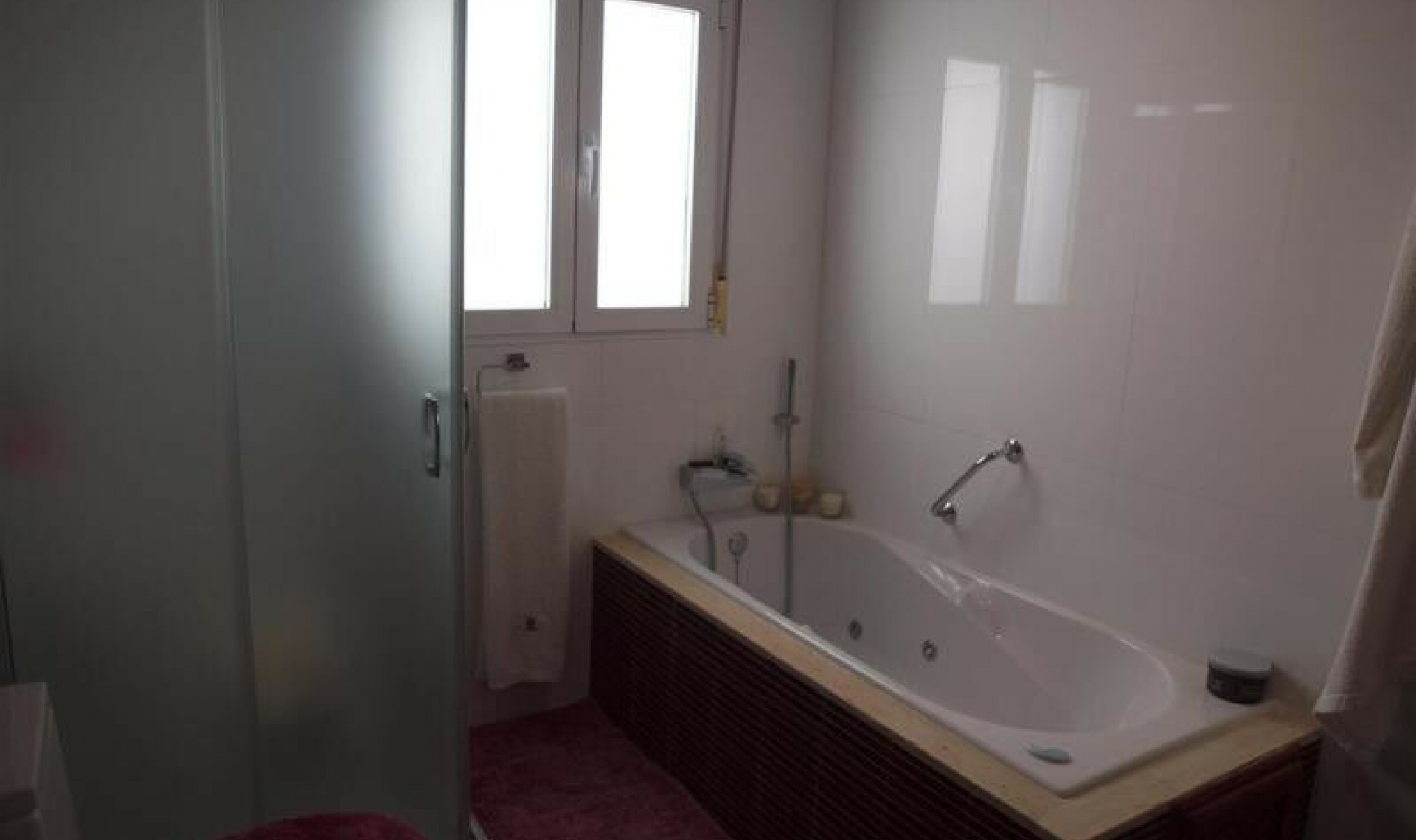 Resale - House -
Benajarafe