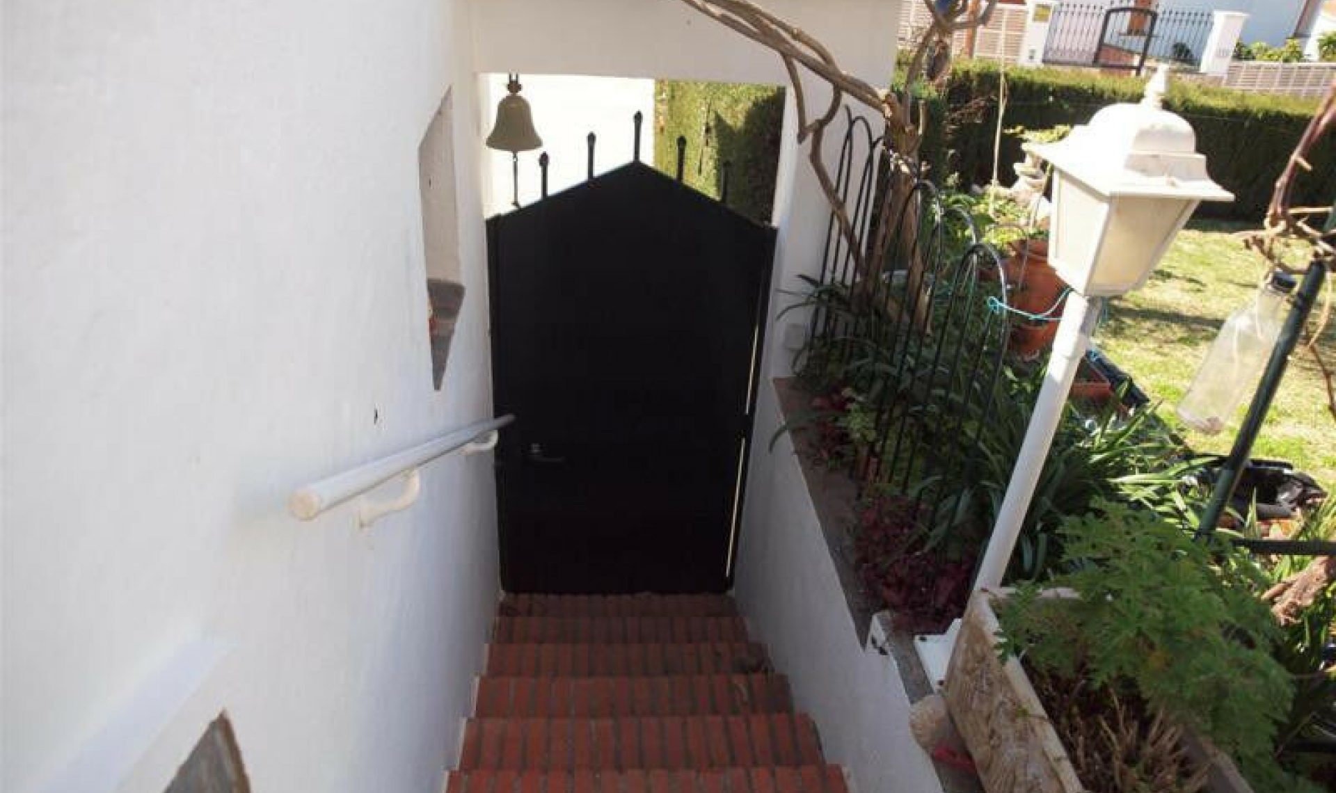 Resale - House -
Benajarafe