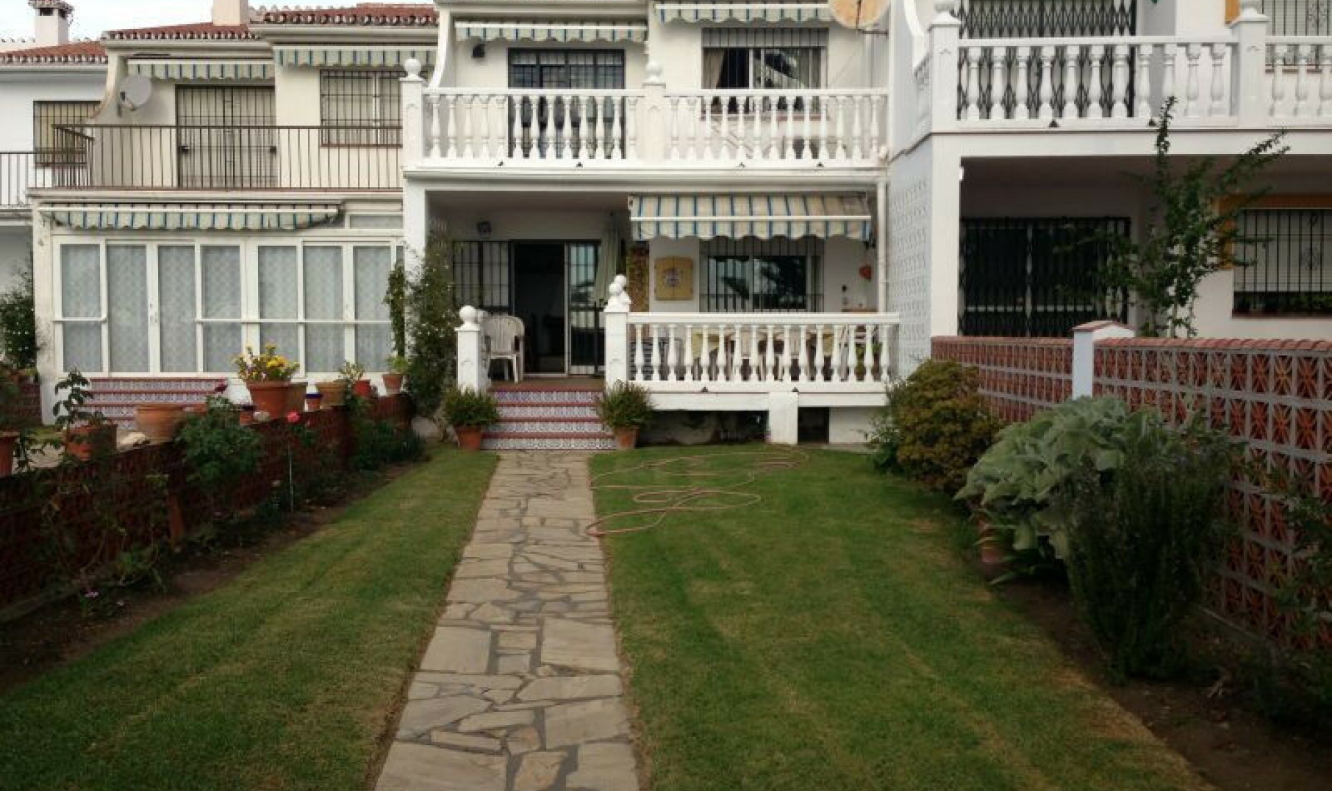 Resale - House -
Benajarafe