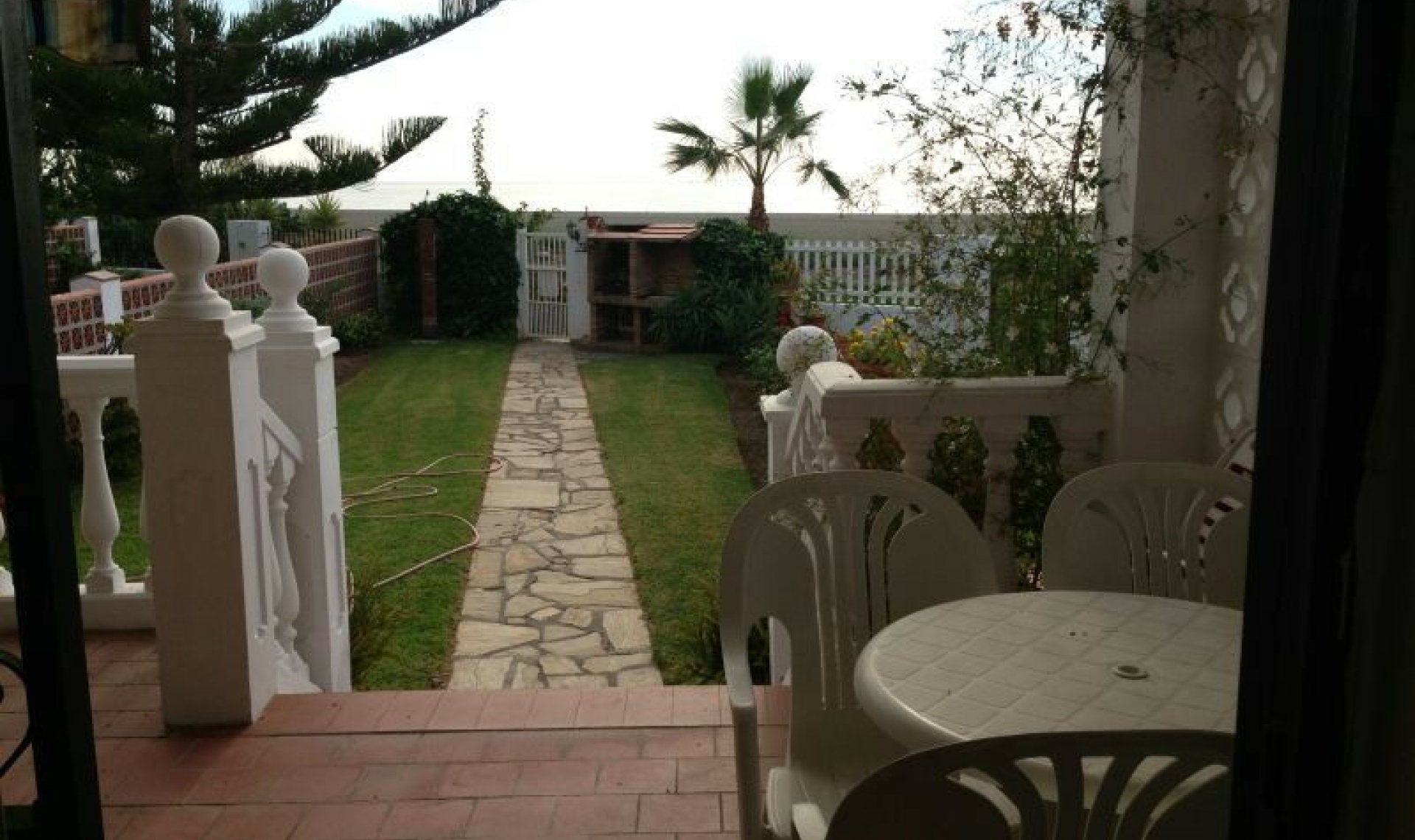 Resale - House -
Benajarafe