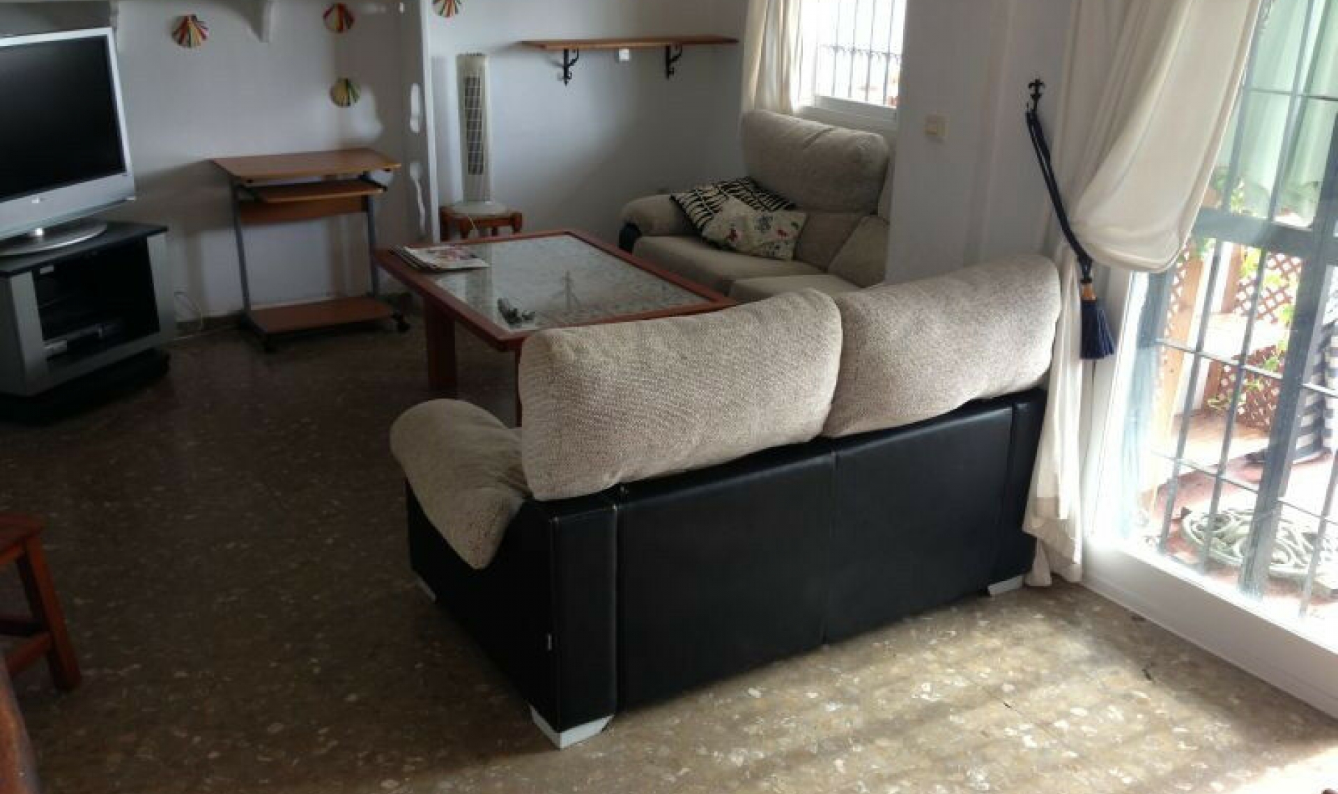 Resale - House -
Benajarafe