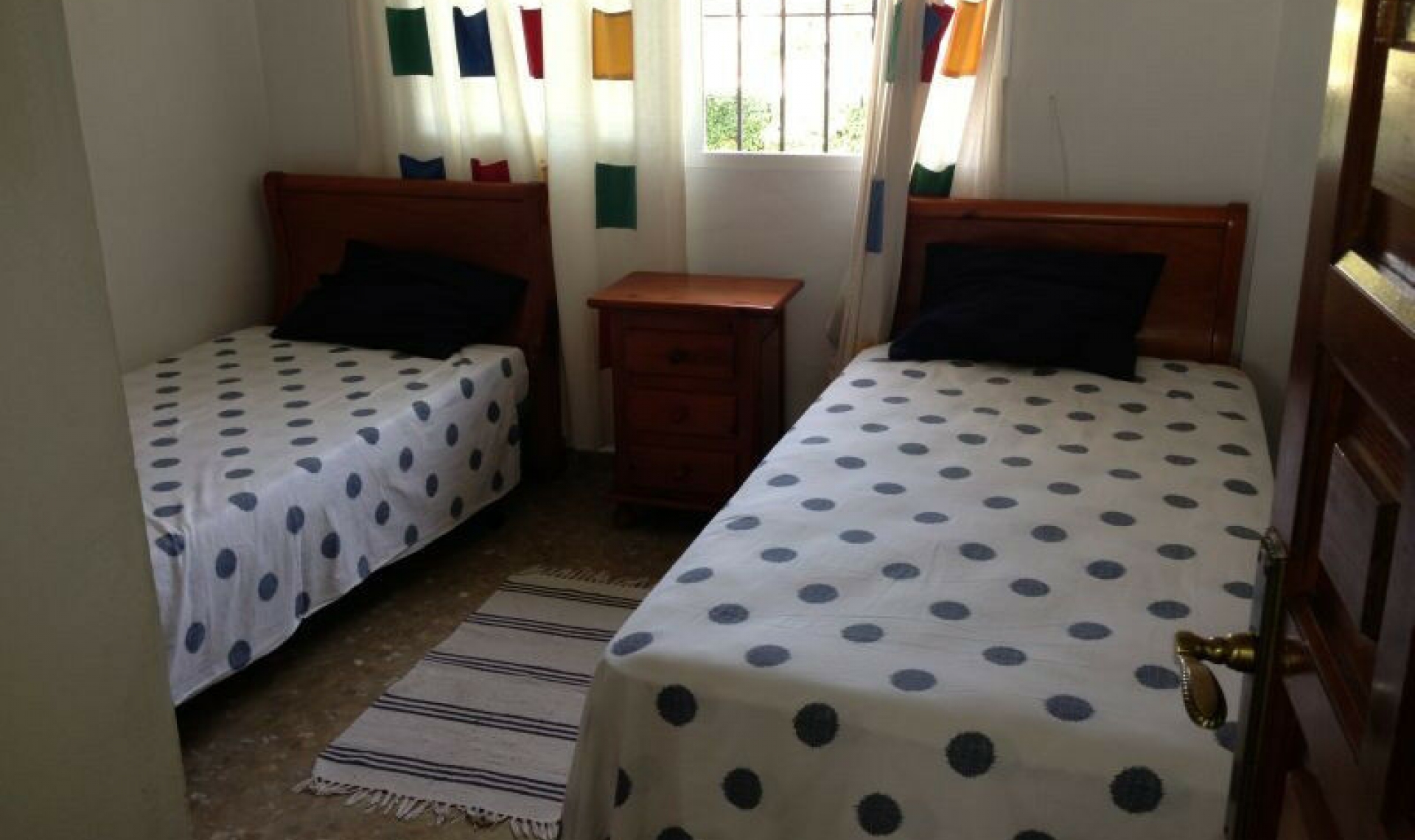 Resale - House -
Benajarafe