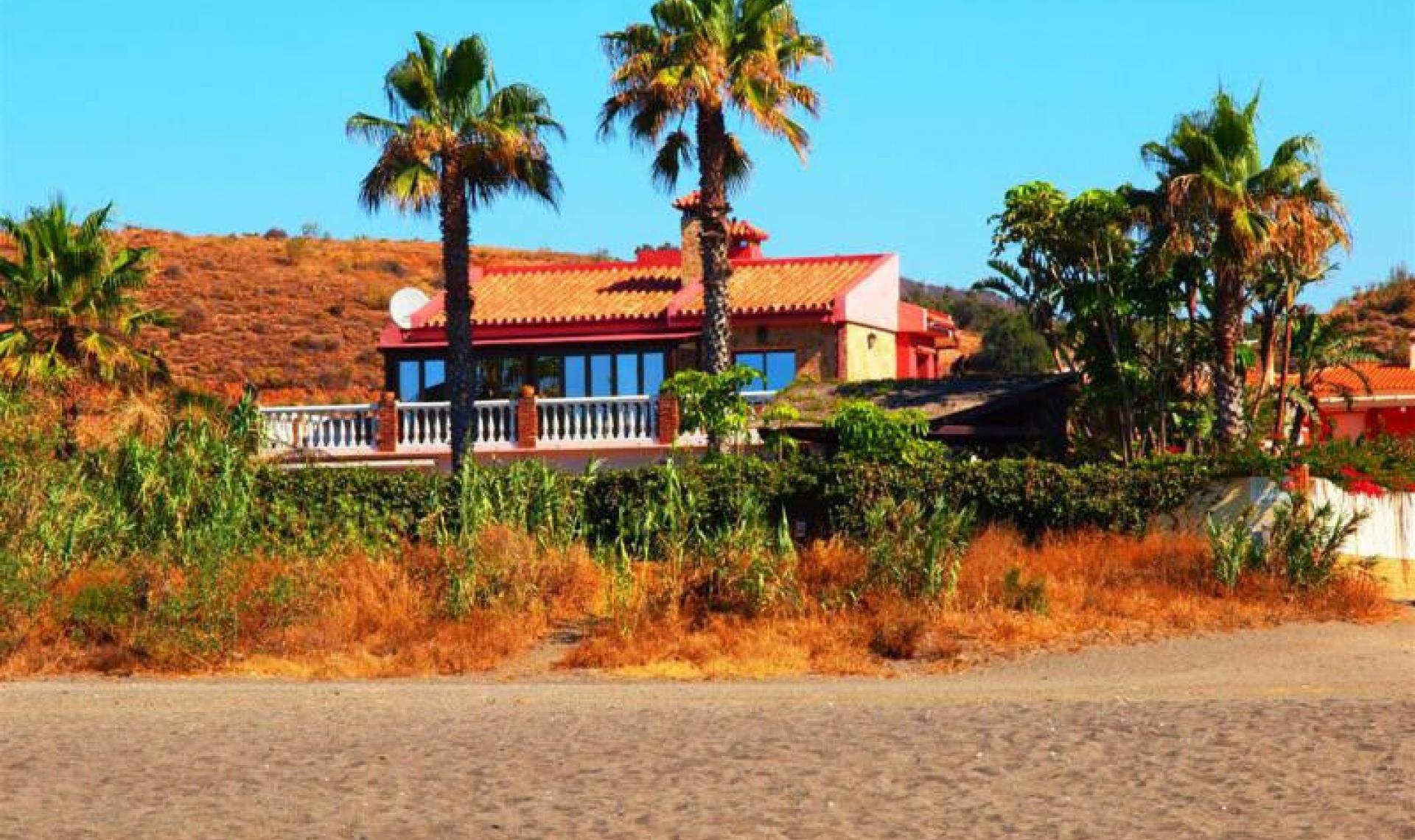 Resale - House -
Benajarafe