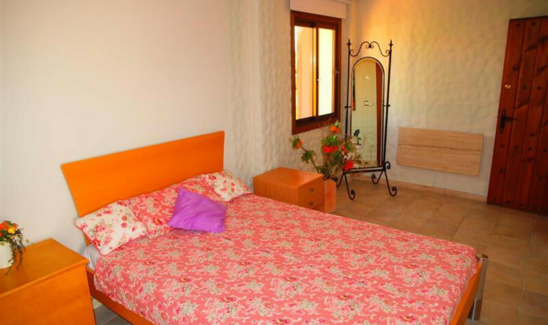 Resale - House -
Benajarafe
