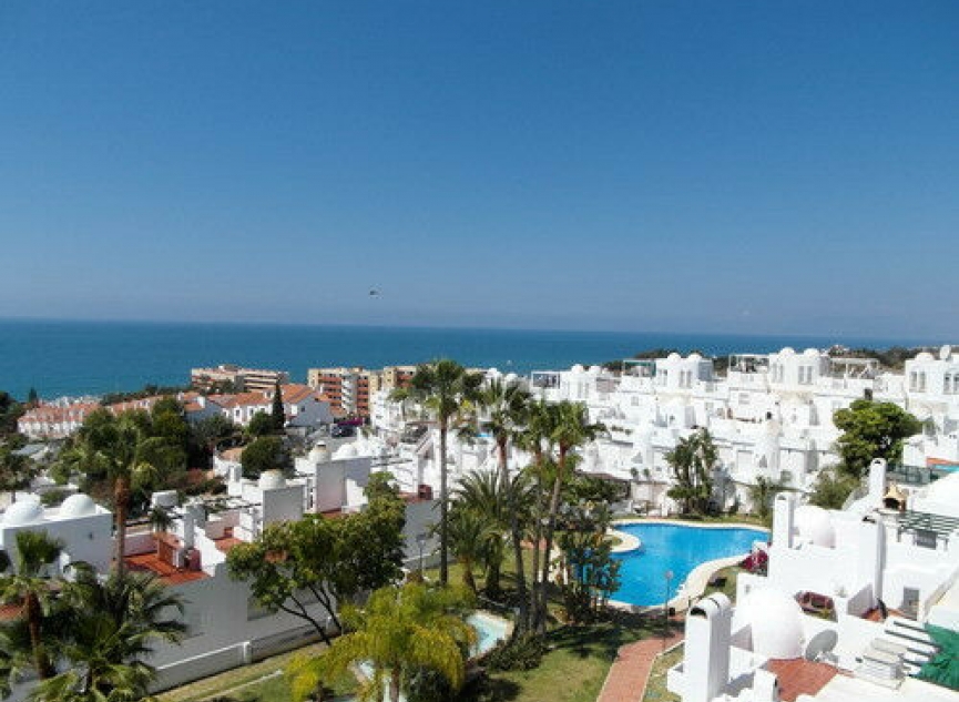 Resale - House -
Benajarafe