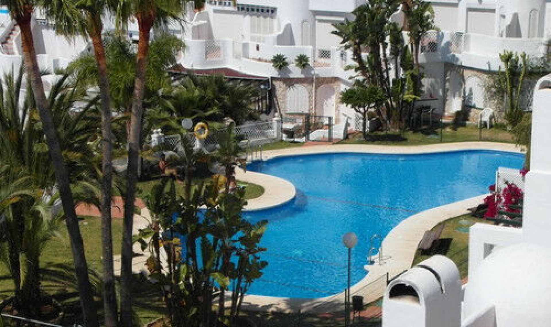 Resale - House -
Benajarafe