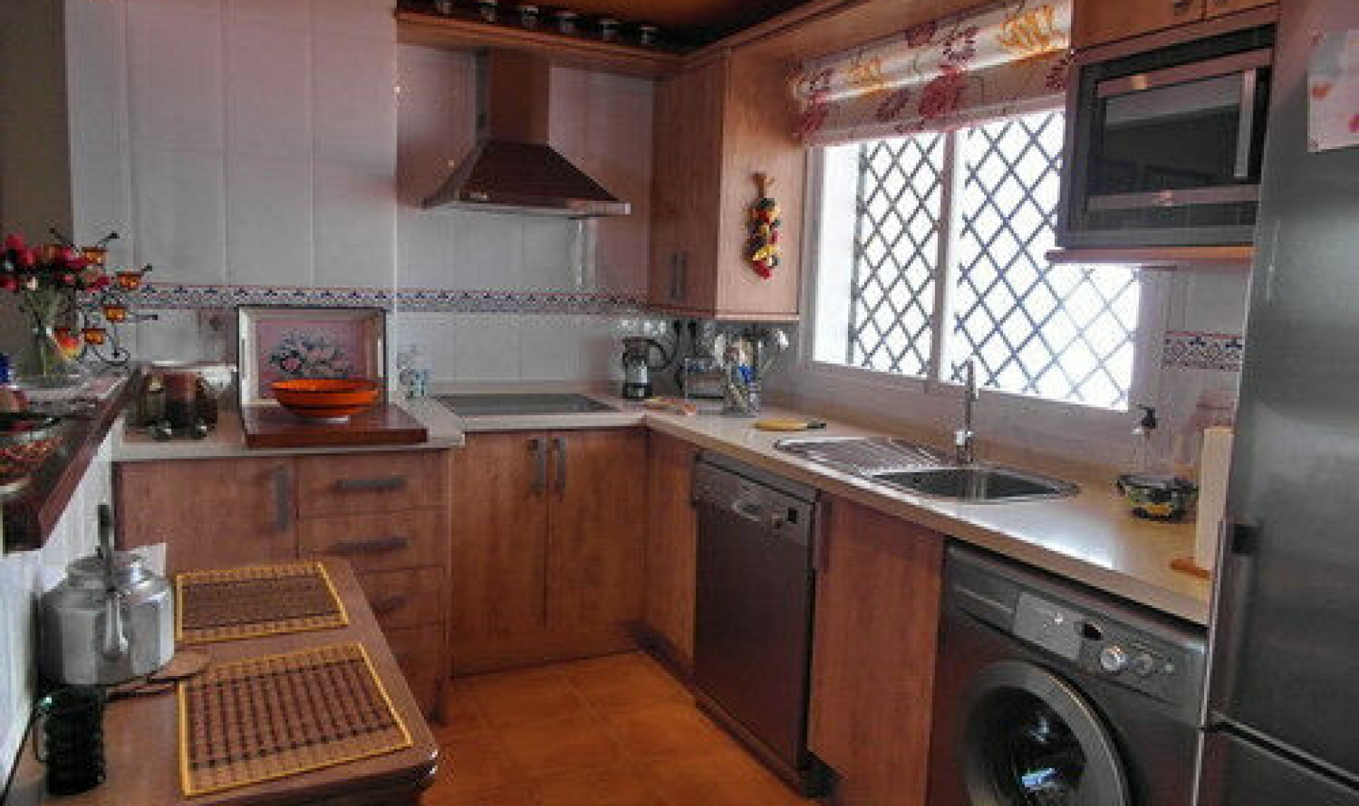 Resale - House -
Benajarafe