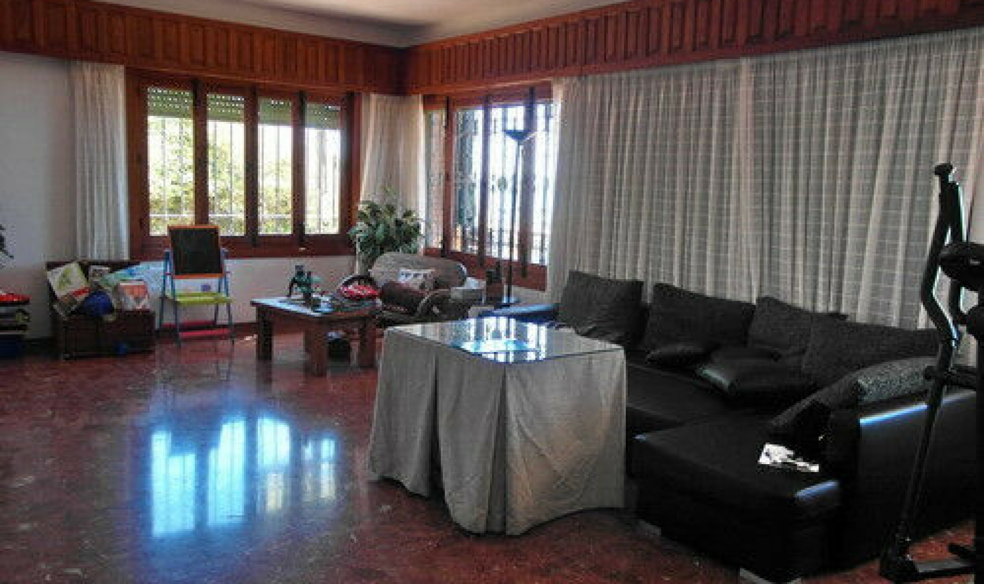 Resale - House -
Benajarafe