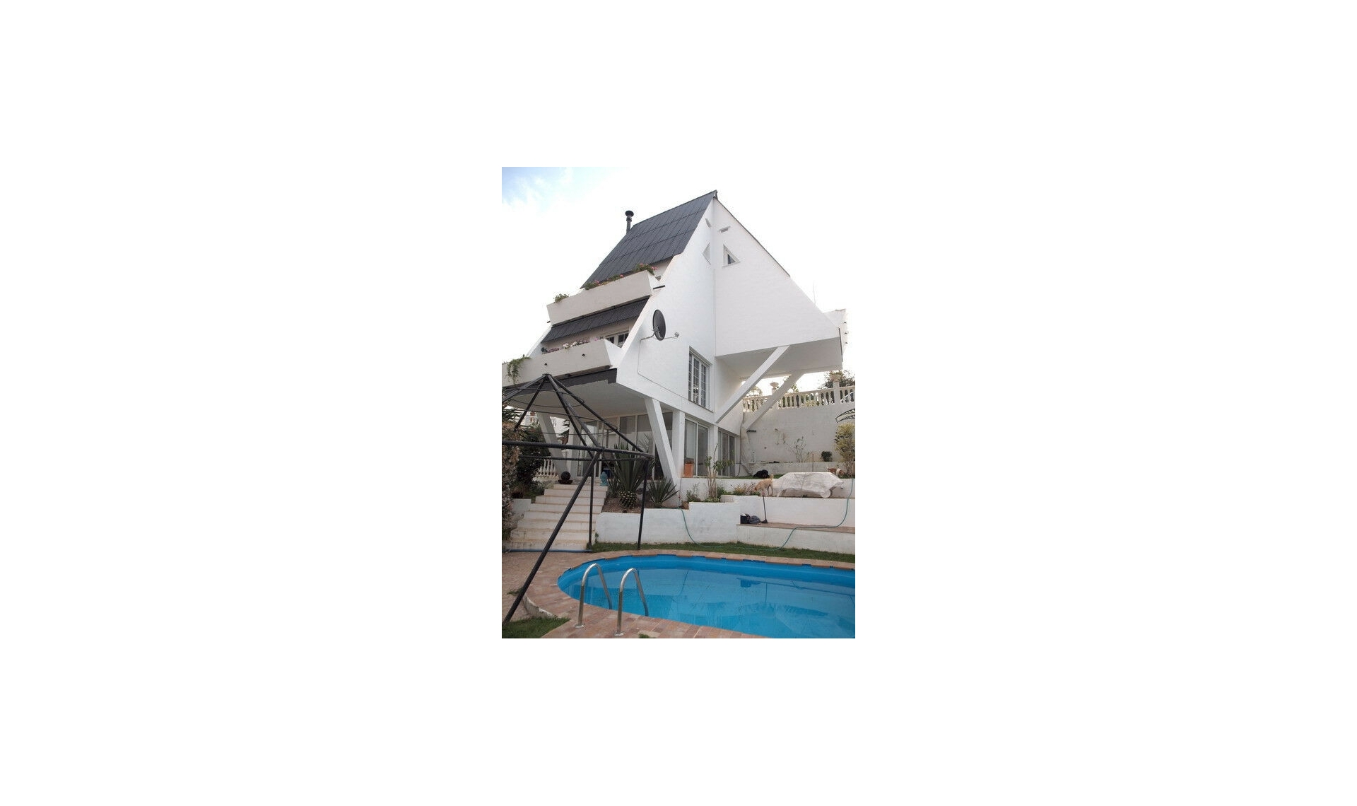 Resale - House -
Benajarafe