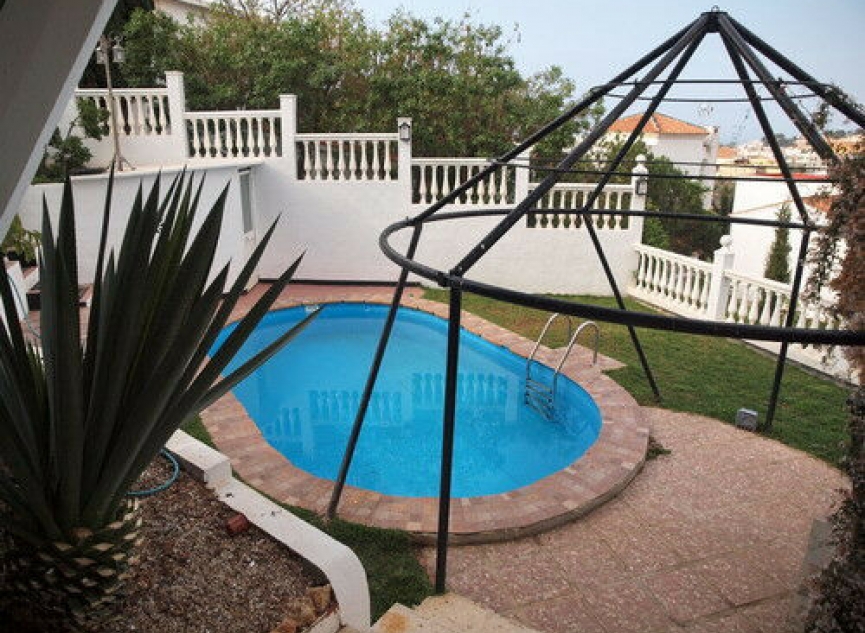Resale - House -
Benajarafe