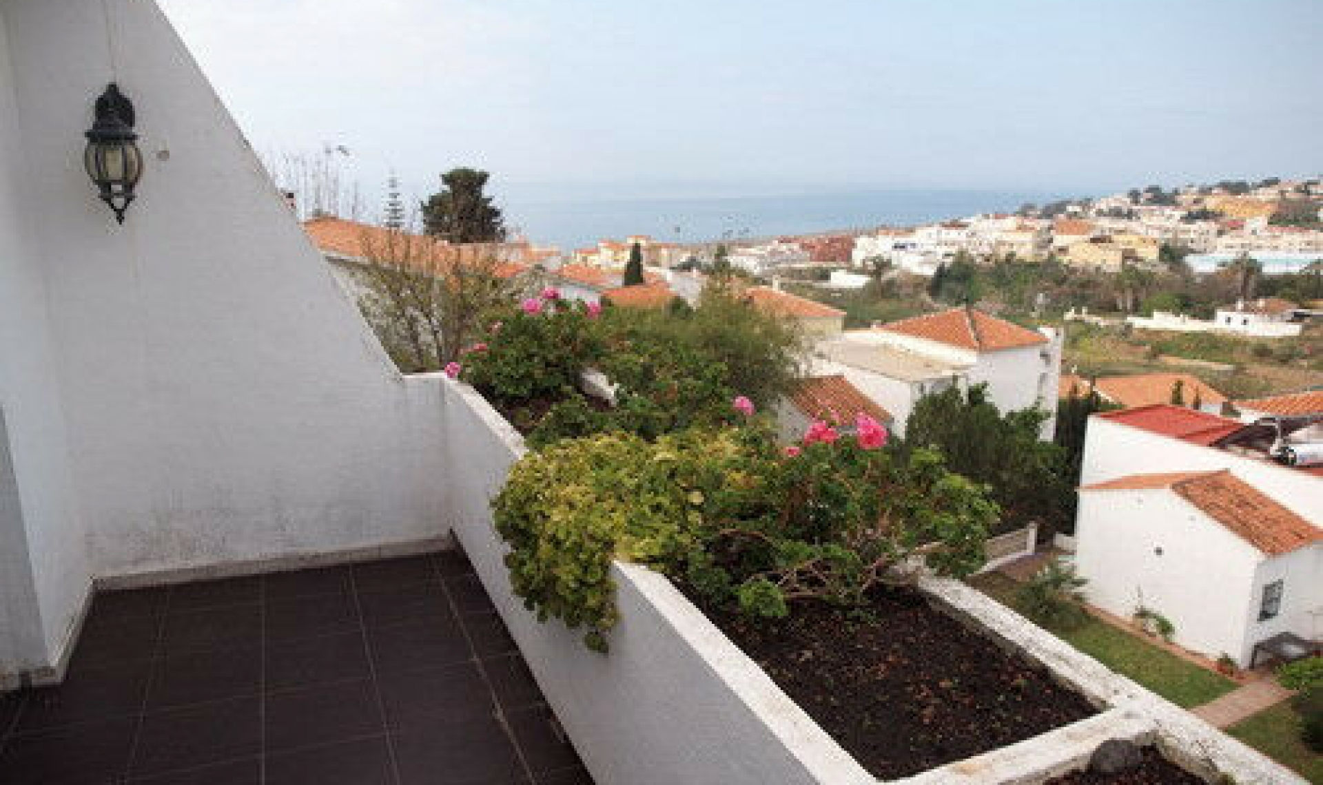 Resale - House -
Benajarafe