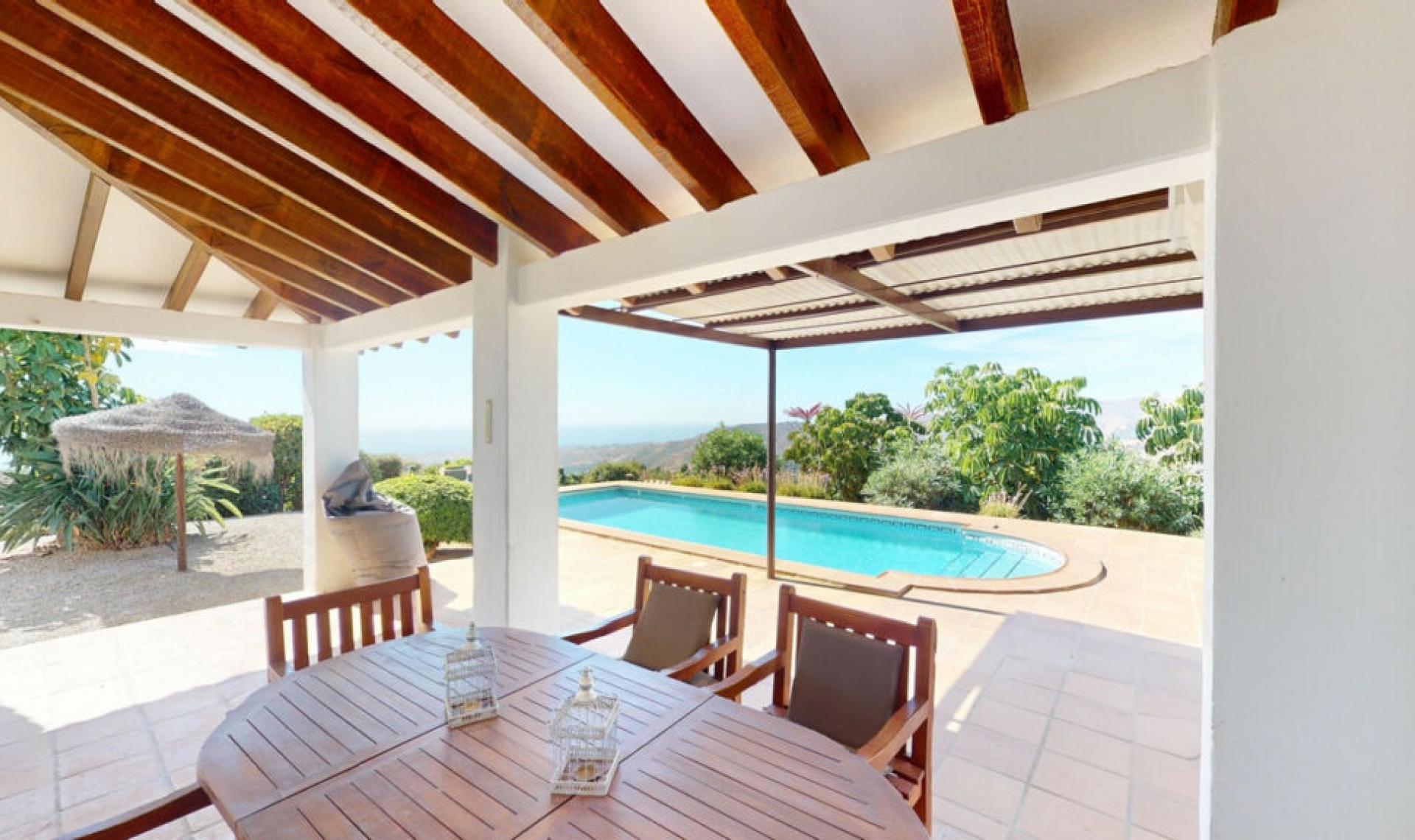 Resale - House -
Benajarafe
