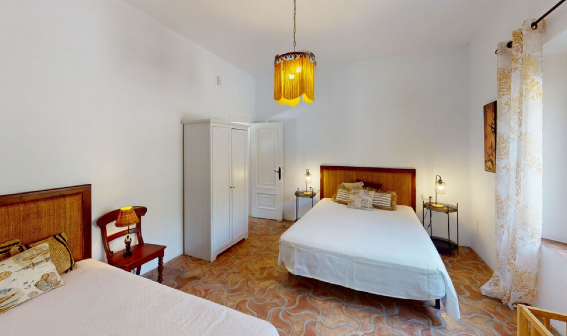 Resale - House -
Benajarafe