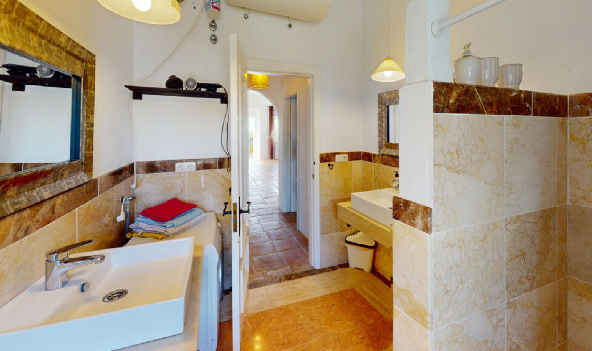 Resale - House -
Benajarafe