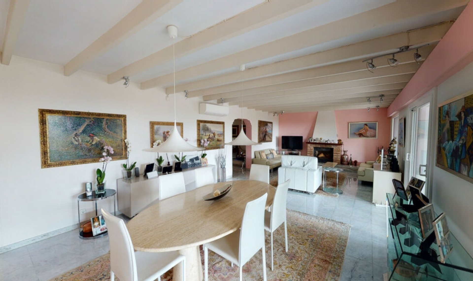 Resale - House -
Benajarafe