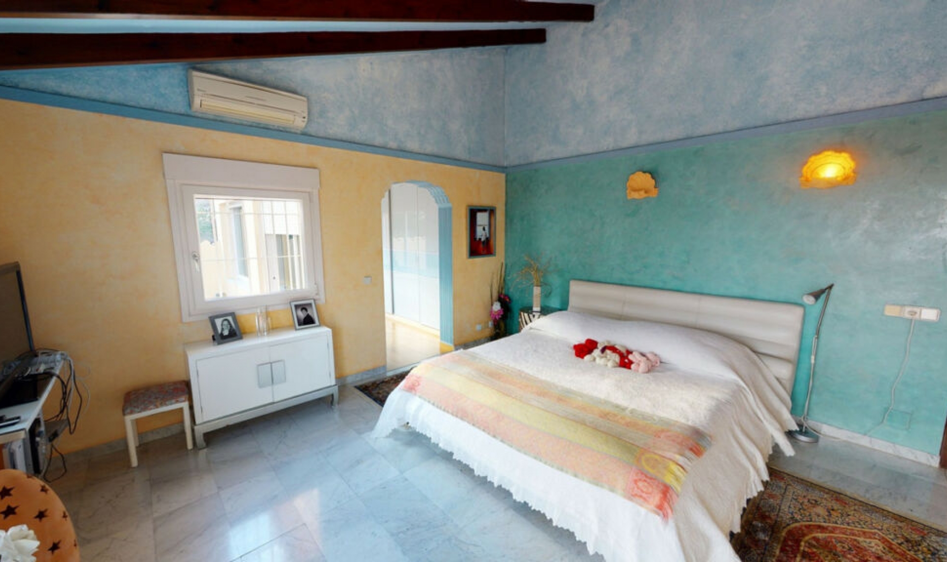 Resale - House -
Benajarafe